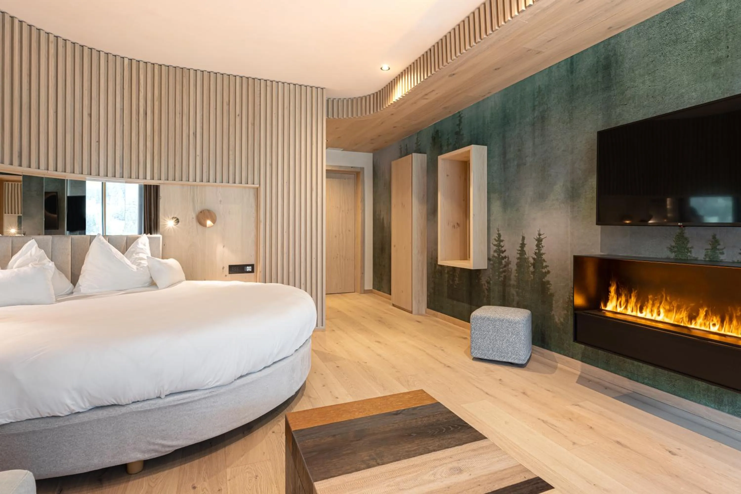 Photo of the whole room in Latemar - Hotel Suites Spa