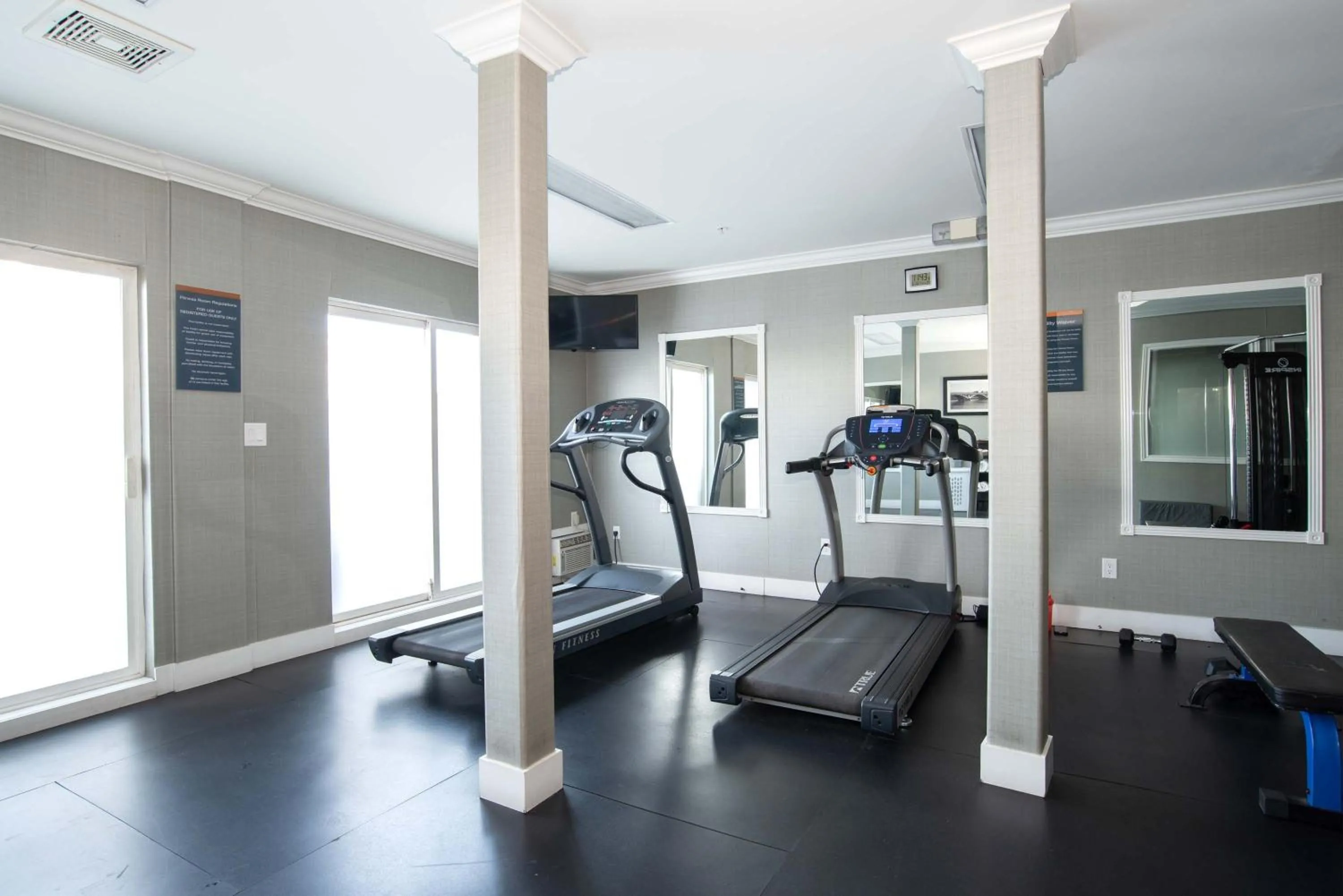 Fitness centre/facilities in Sandman Hotel Saskatoon