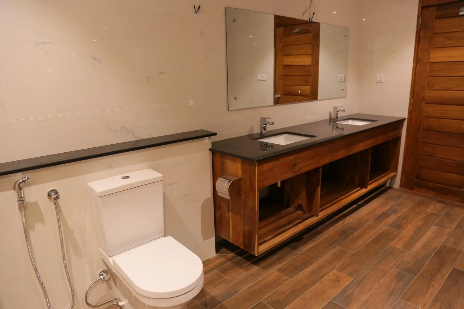 Bathroom in Lakewood Residence