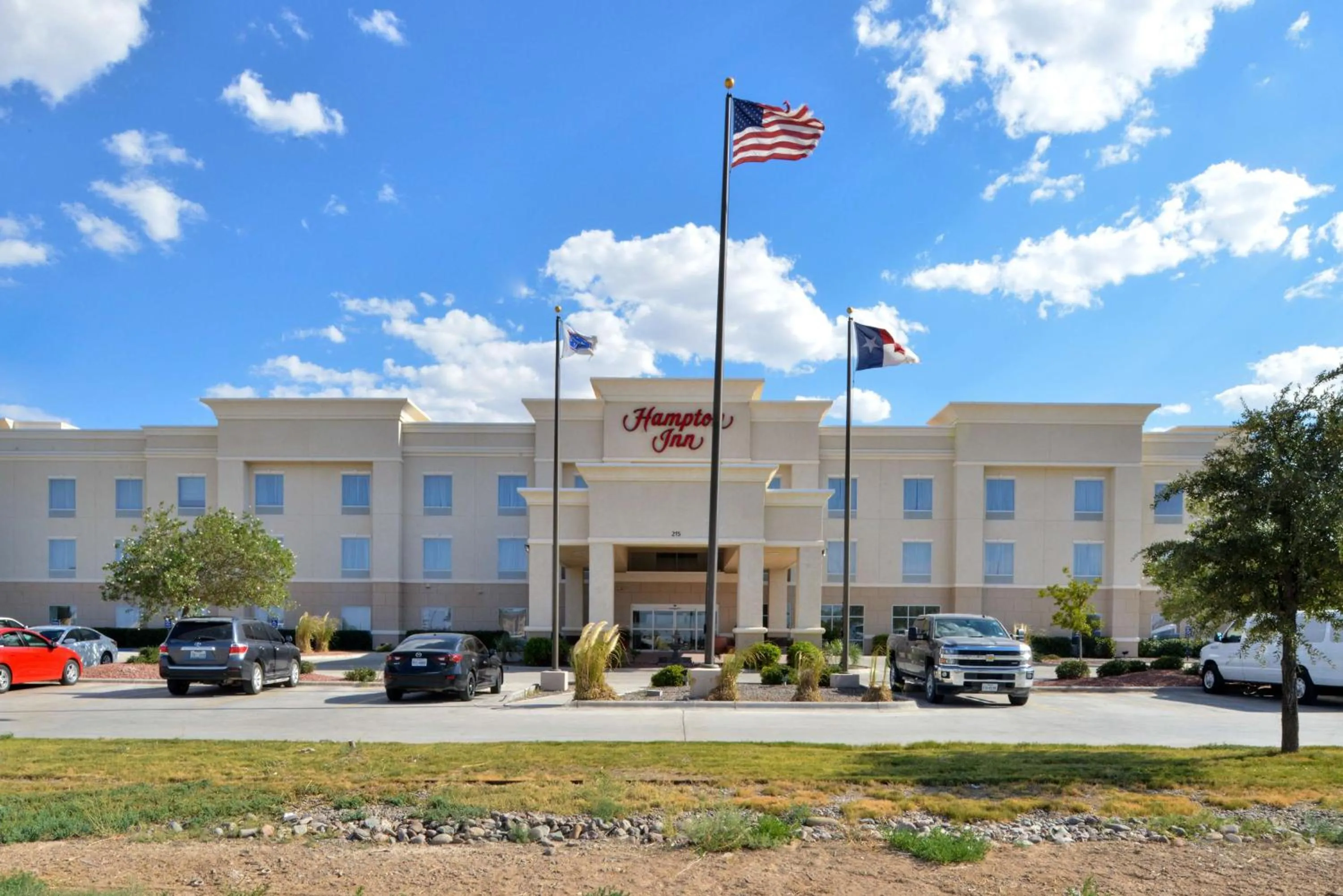 Property building in Hampton Inn Pecos