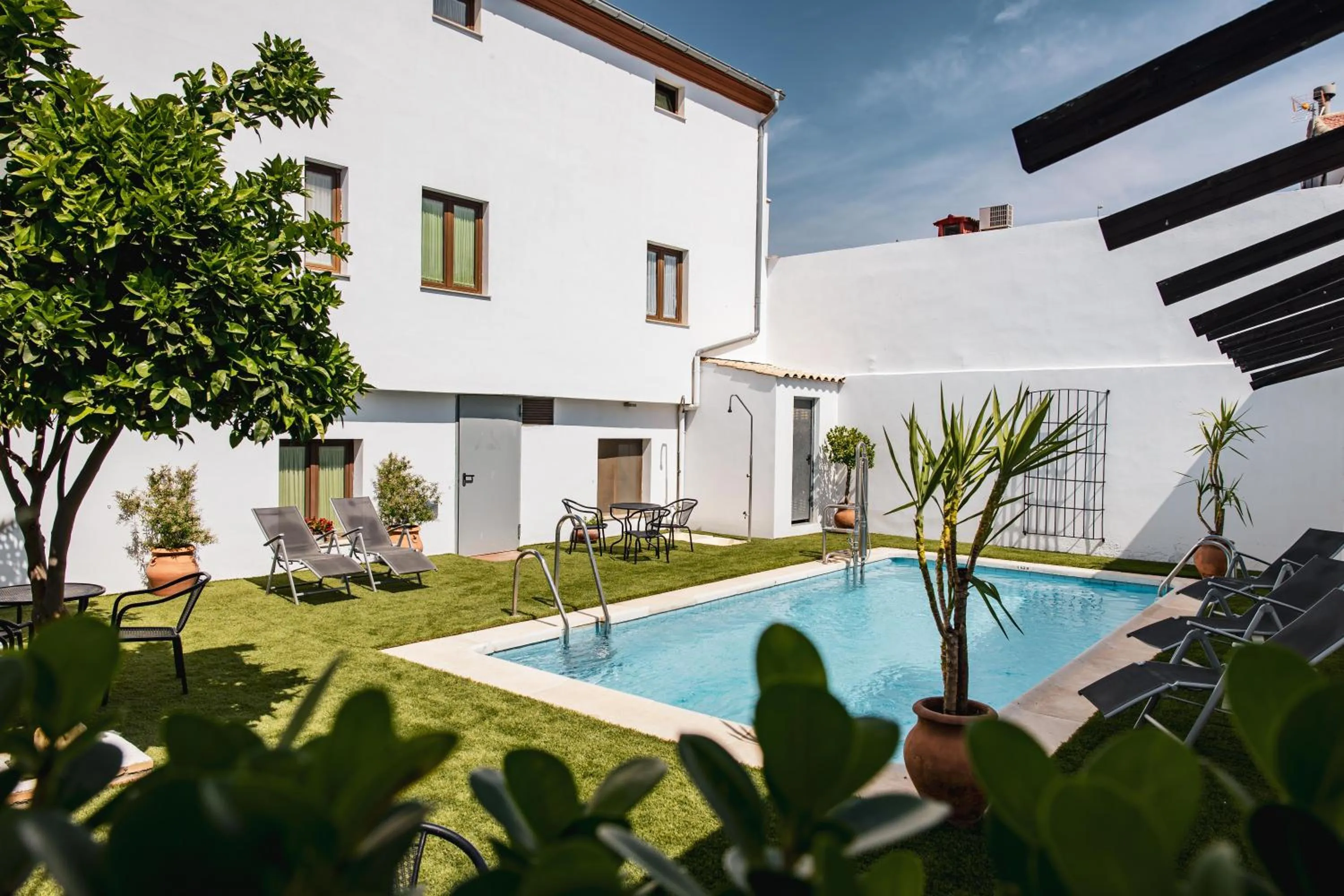 Swimming pool in Hostal Aznaitin