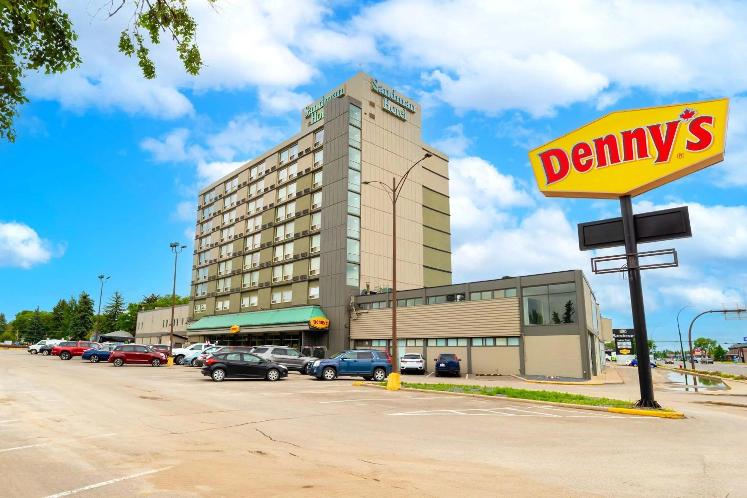 Property building in Sandman Hotel Lethbridge