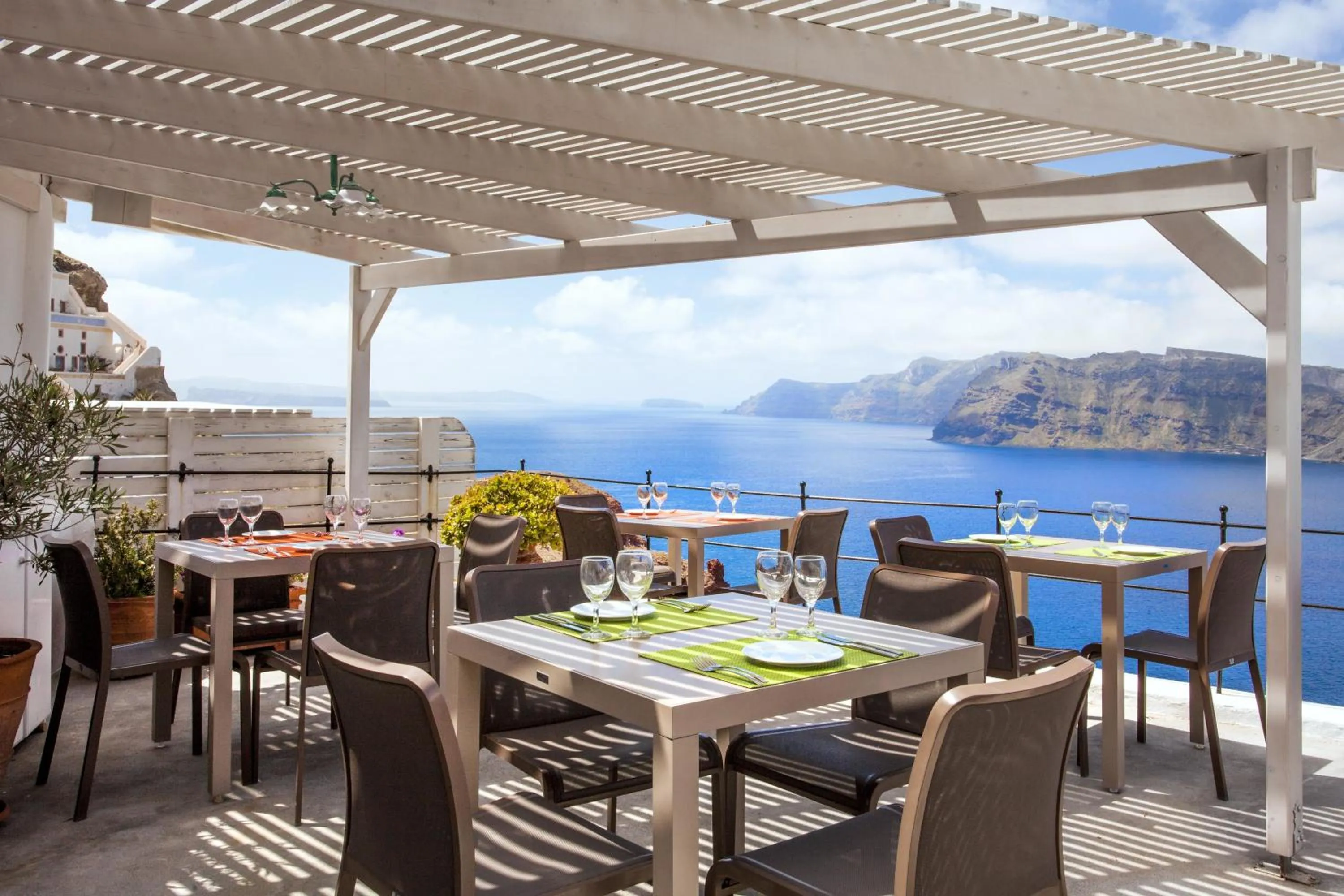 Restaurant/places to eat in Esperas