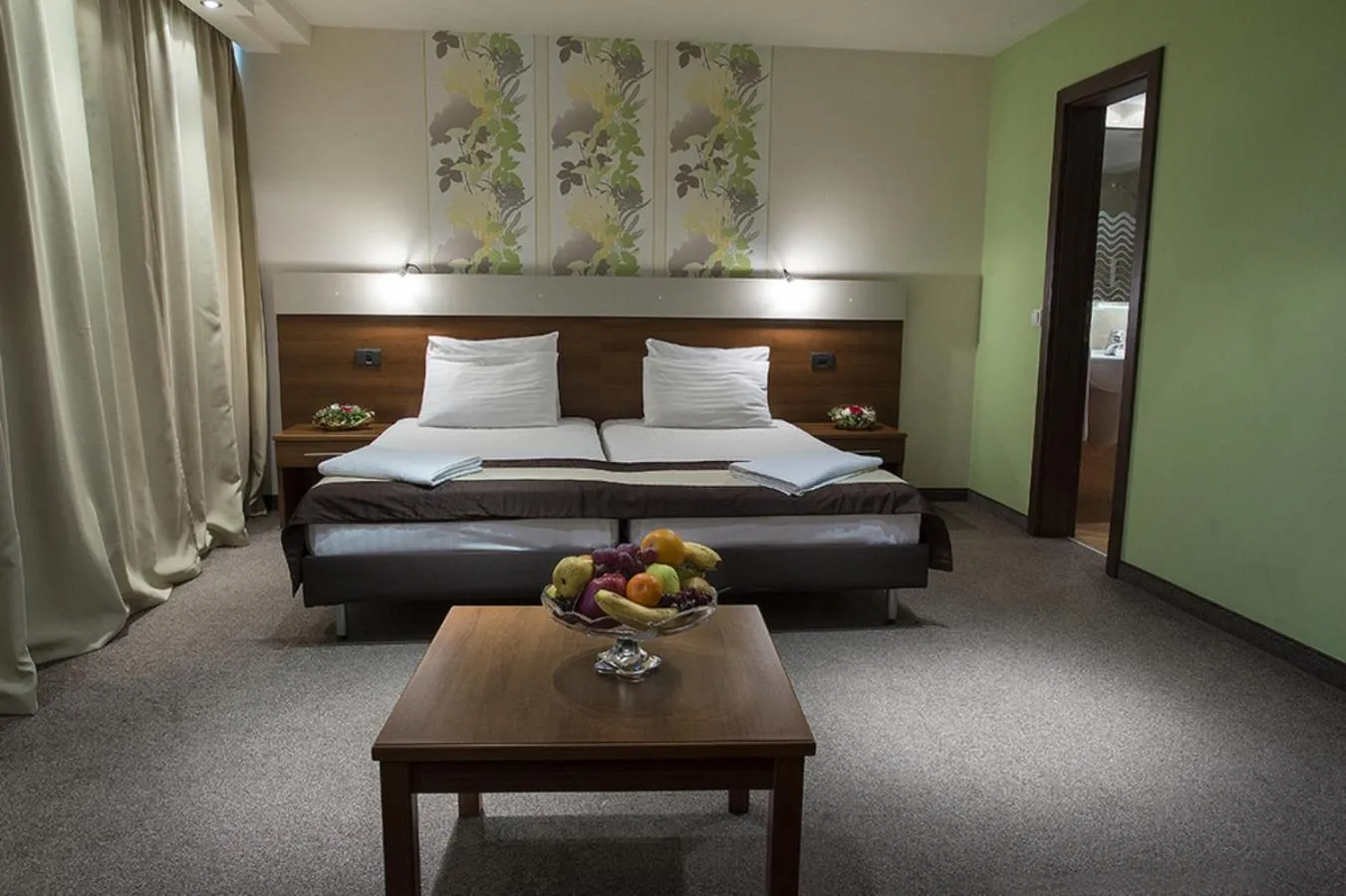 Photo of the whole room, Bed in Hotel Forum - Free Parking for cars