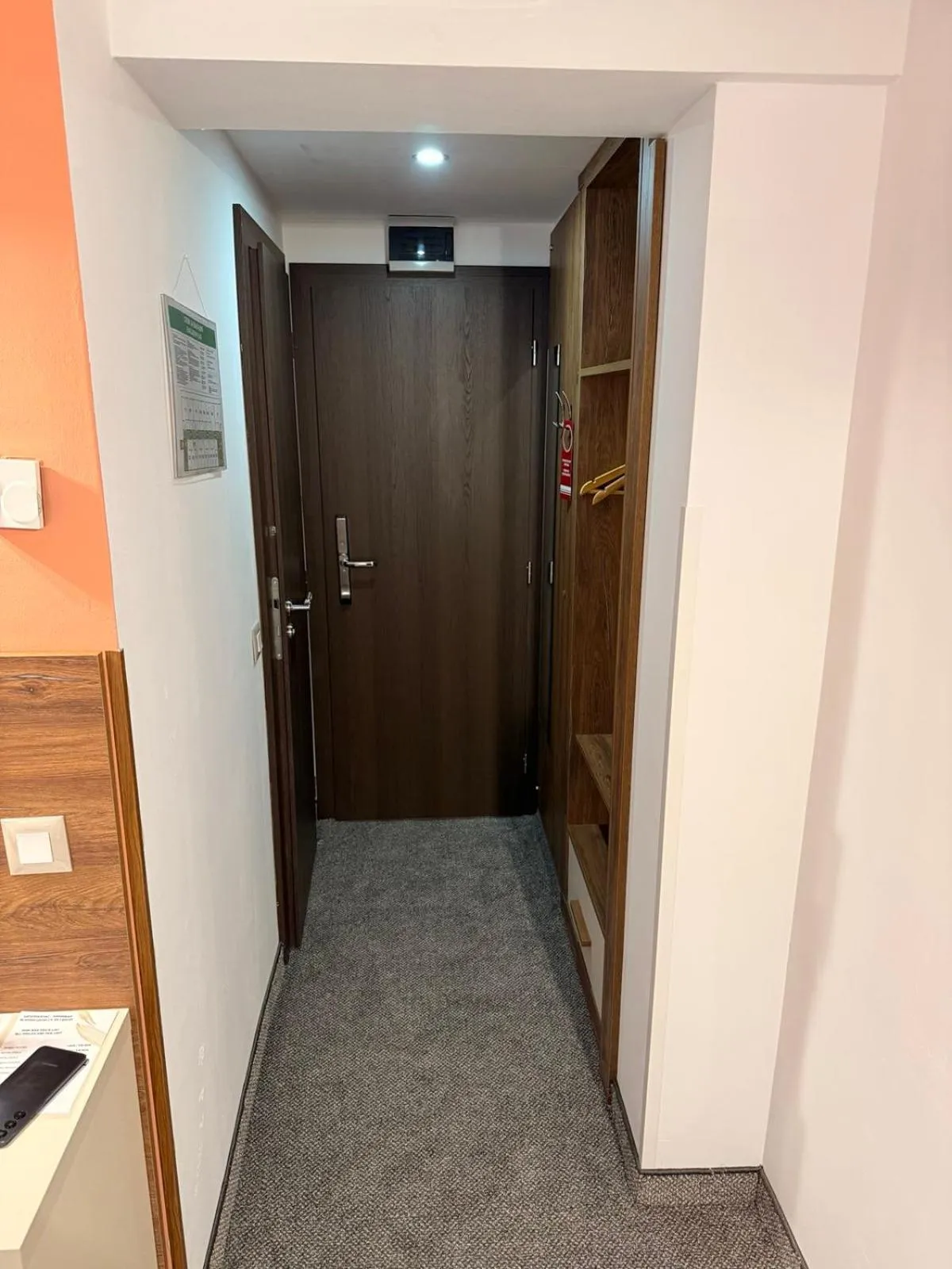 safe in Hotel Forum - Free Parking for cars