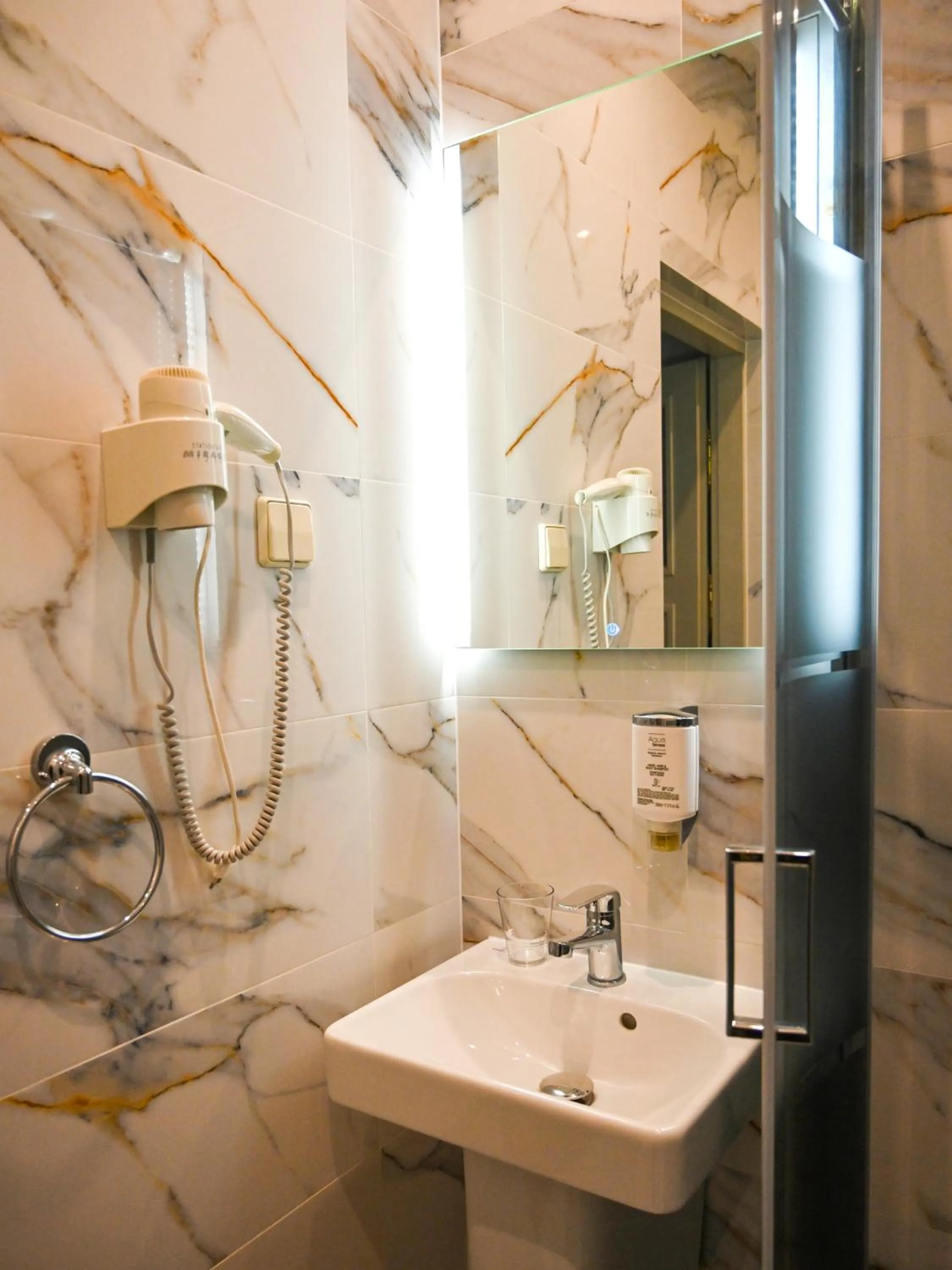 Bathroom in Zamek w Krokowej