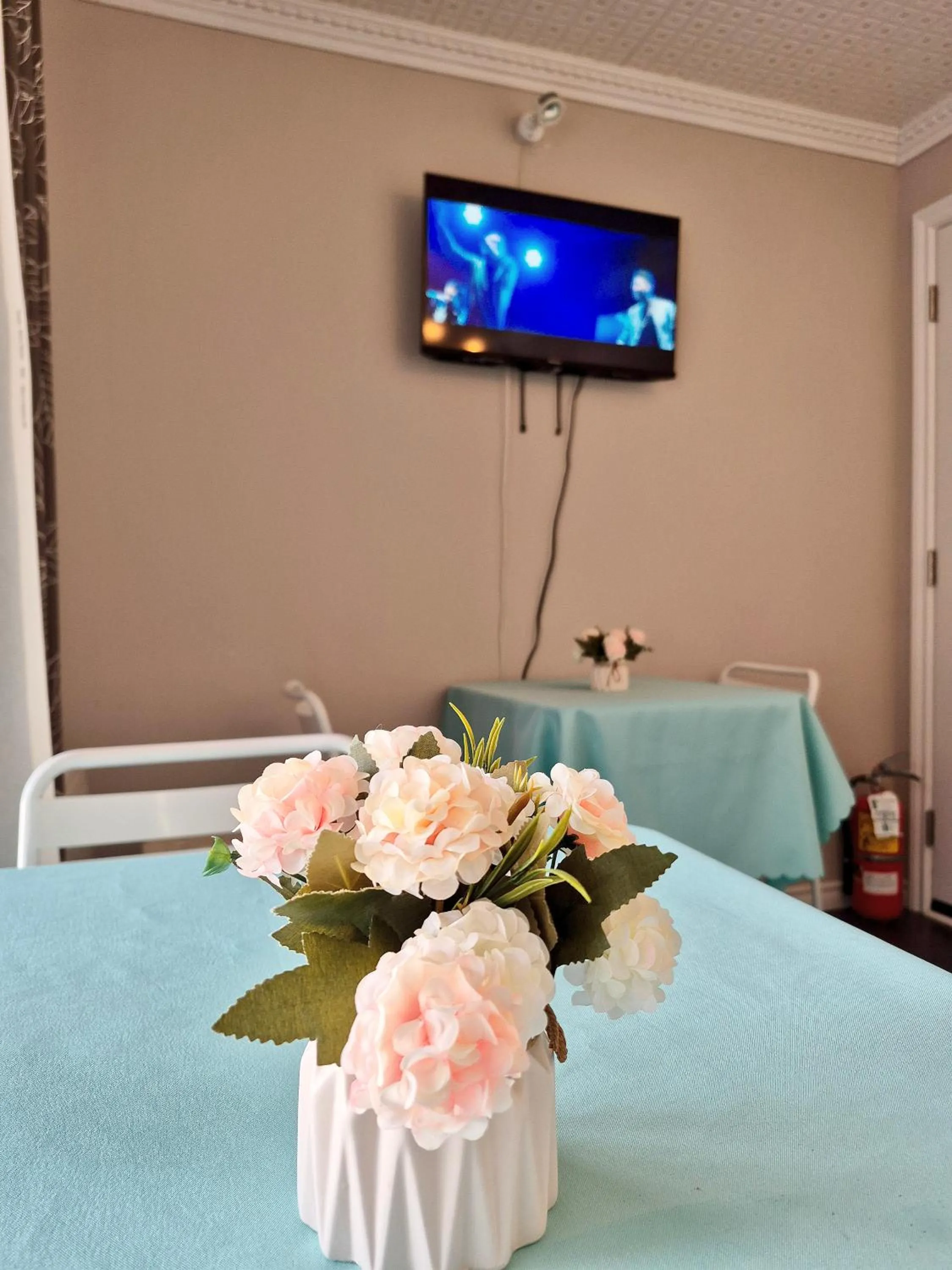 Bed in Motel Le Radisson de Val-David