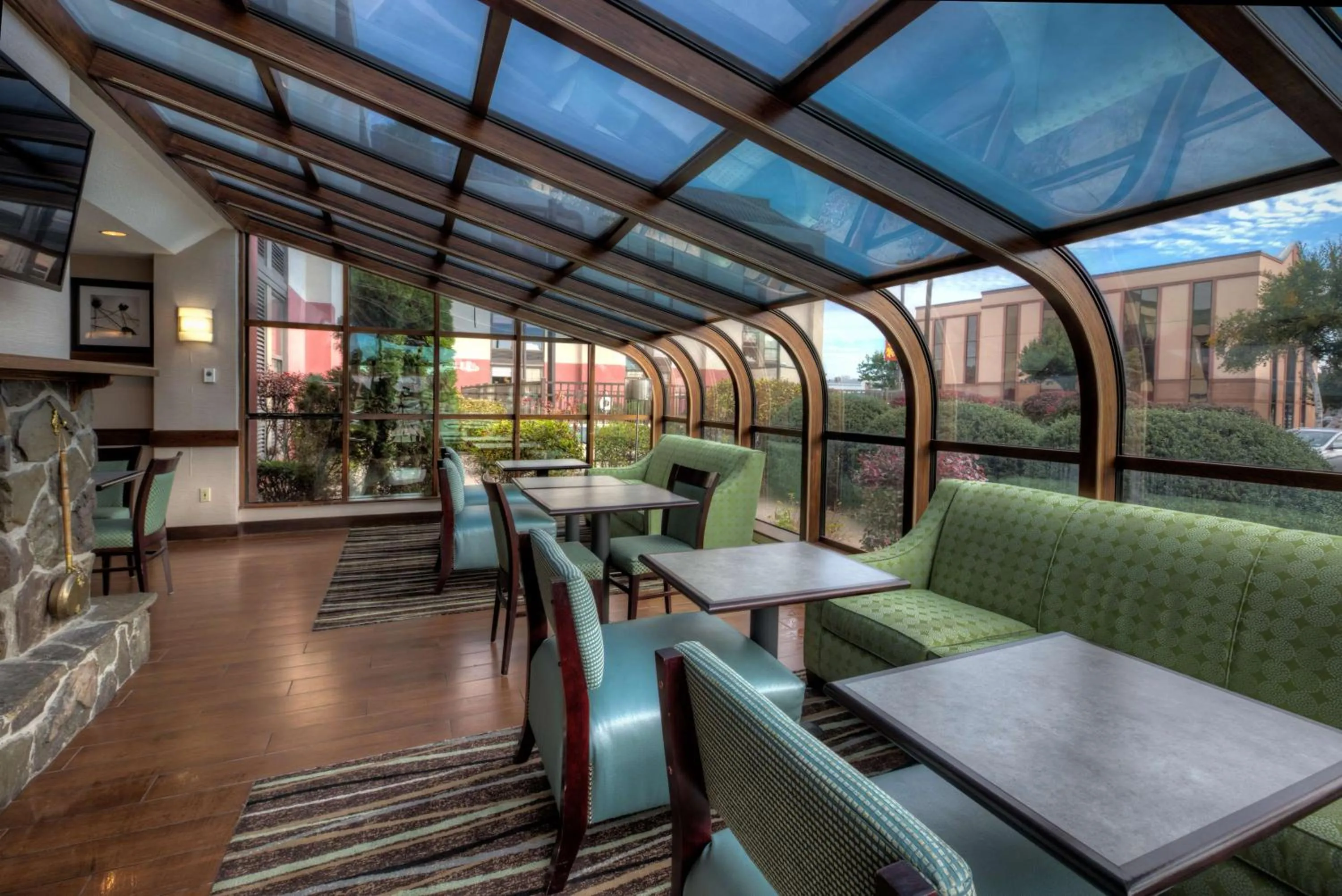 Lobby or reception in Hampton Inn West Springfield