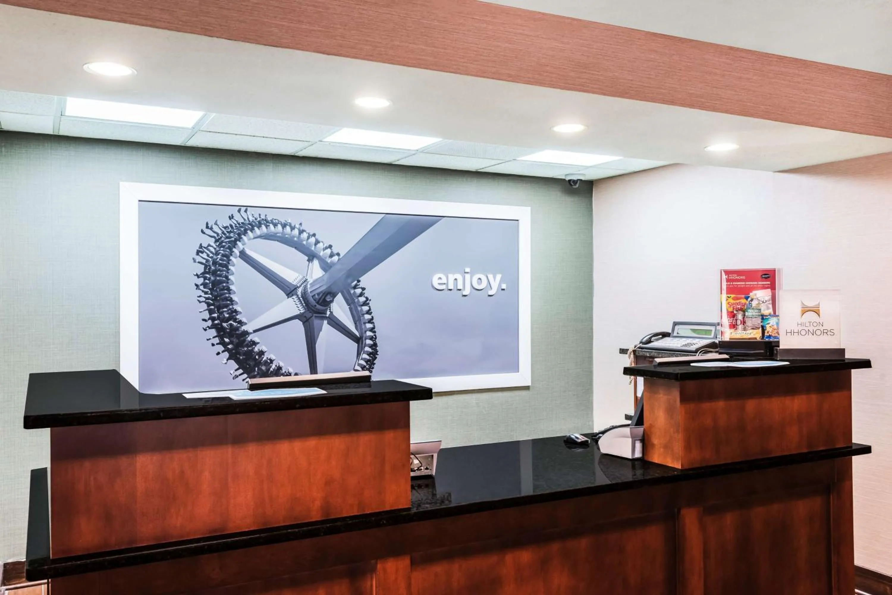 Lobby or reception in Hampton Inn West Springfield