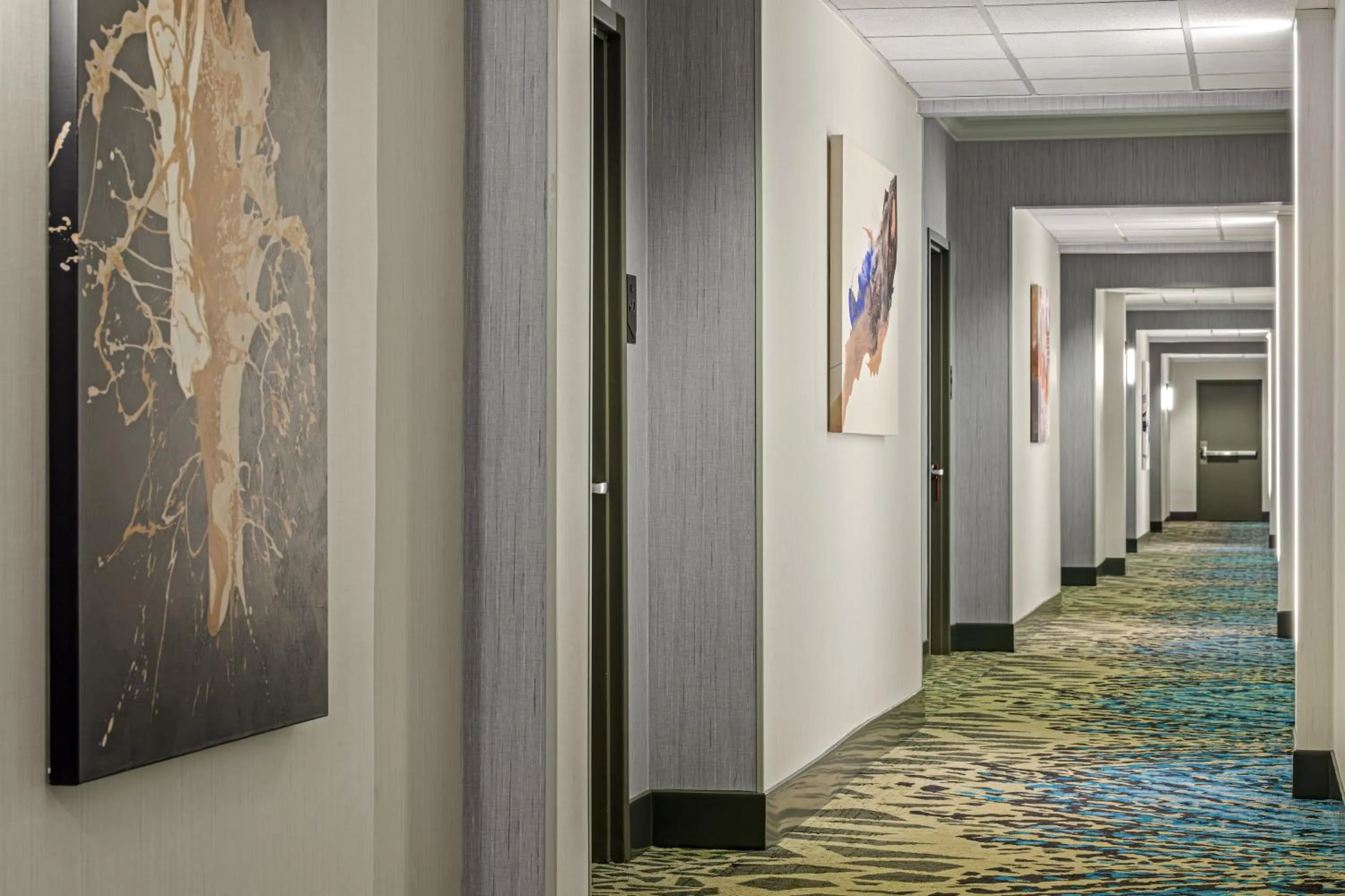 Property building in Hotel 43 Boise