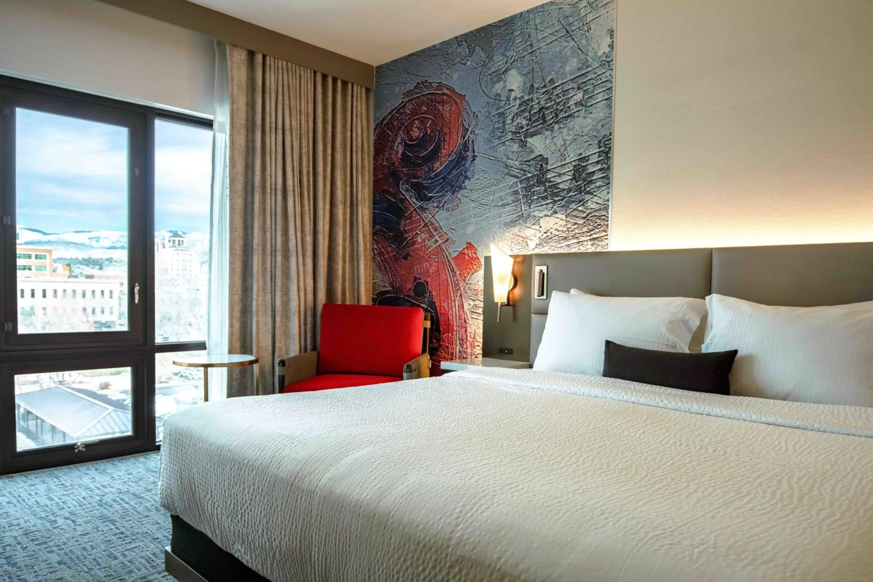 Bedroom, Bed in Hotel 43 Boise