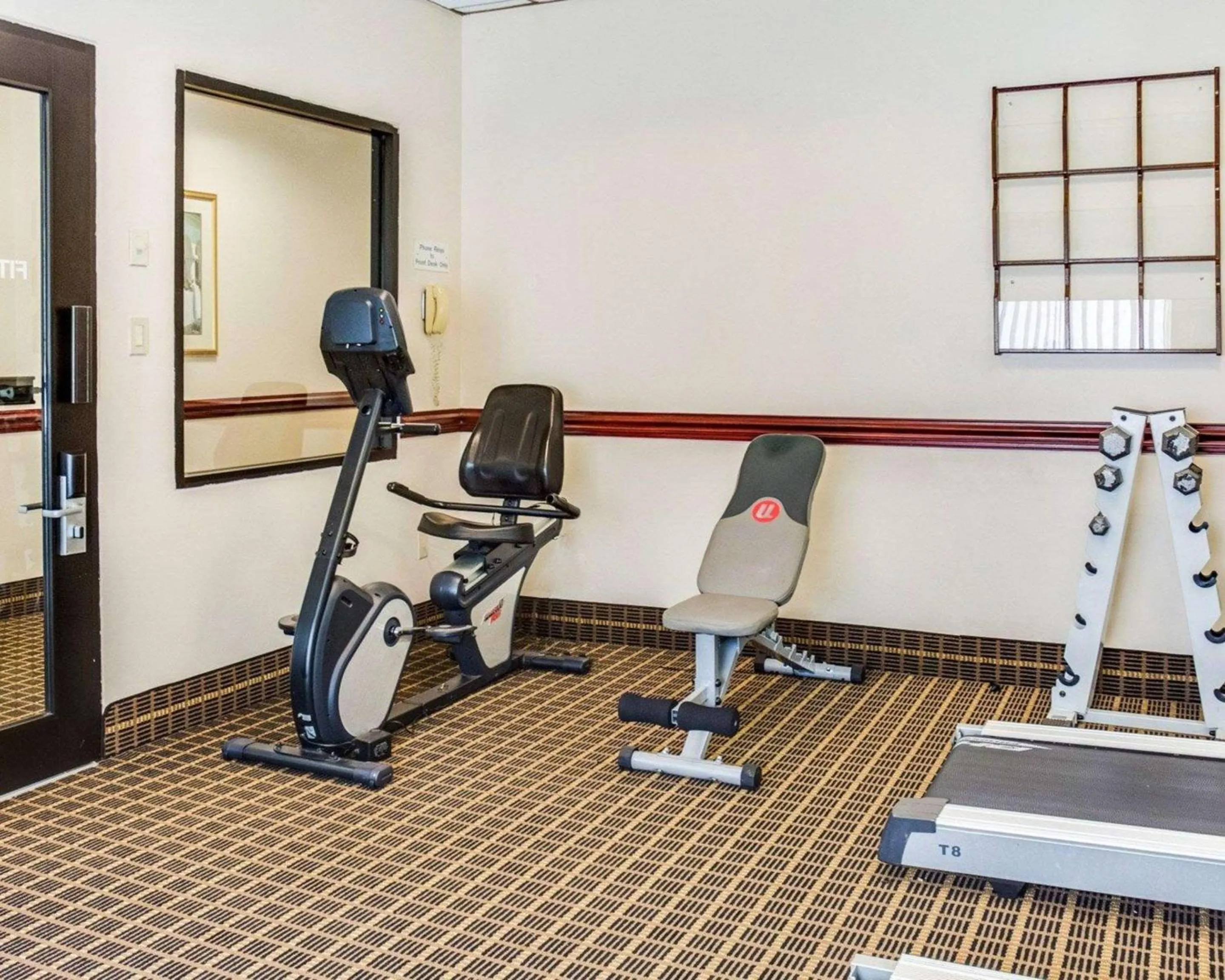 Fitness centre/facilities in Clarion Inn Fredericksburg North