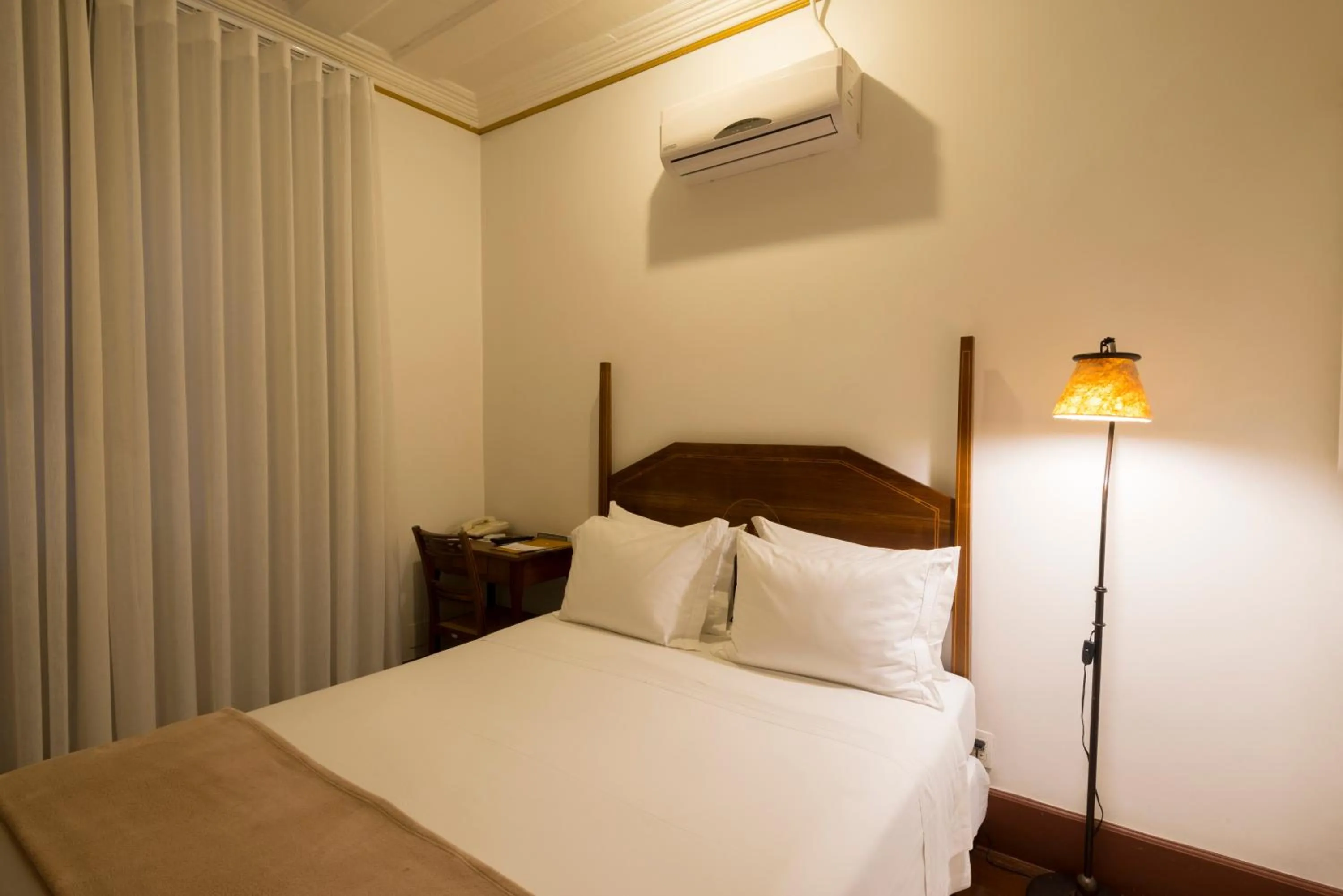 Bed in Hotel Solar do Rosário