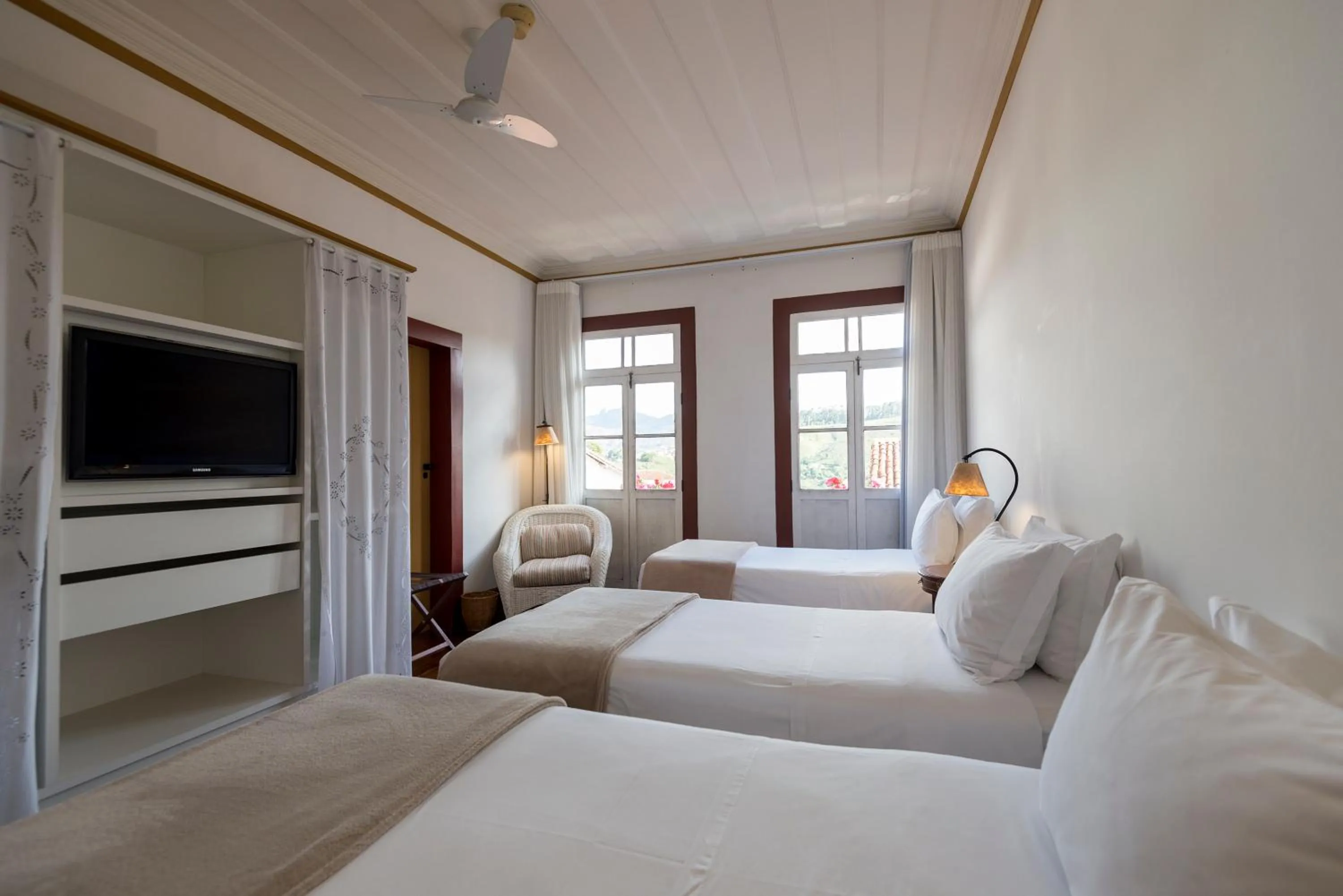 Bed in Hotel Solar do Rosário