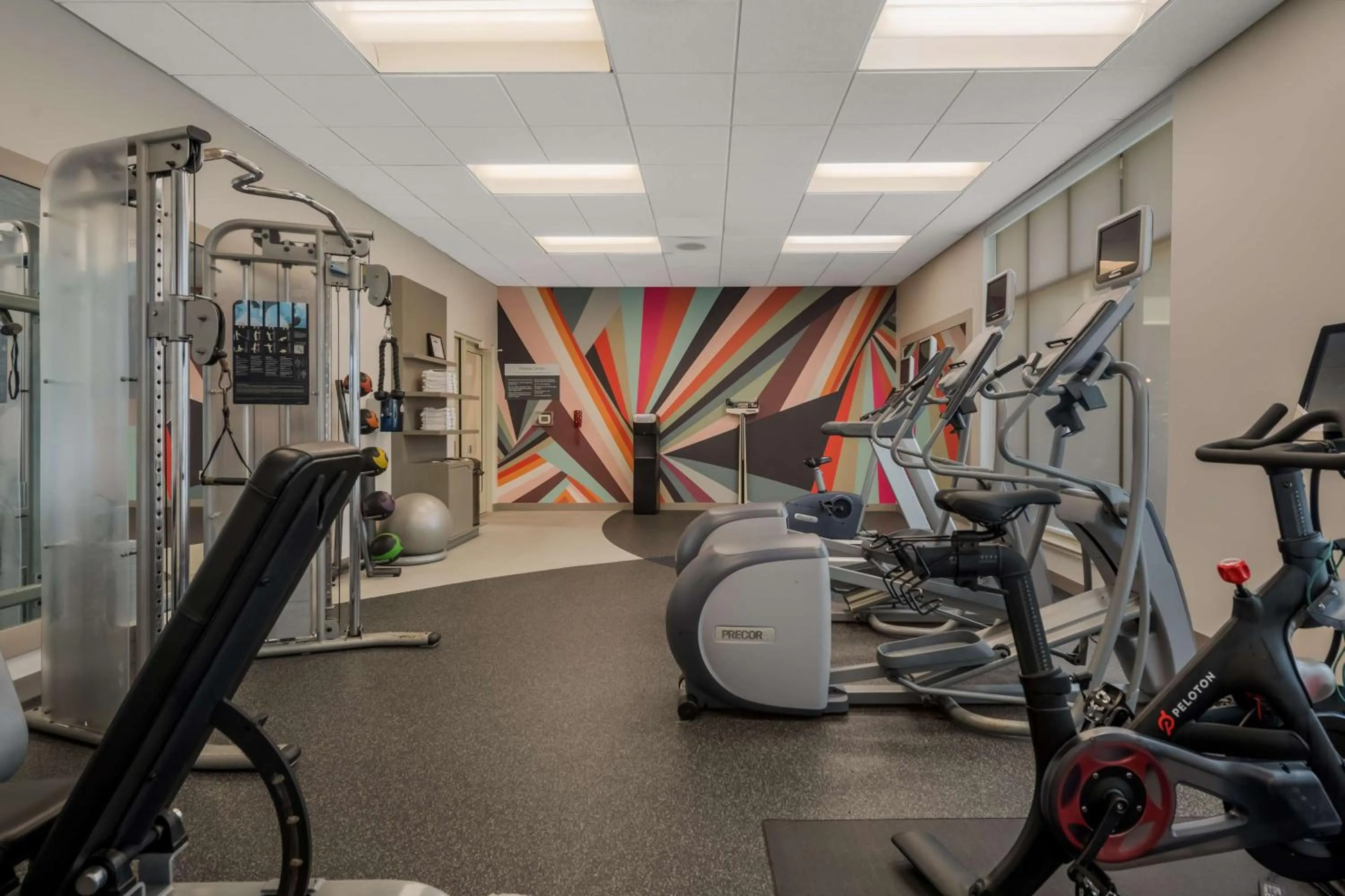 Fitness centre/facilities in Hilton Garden Inn Rockford