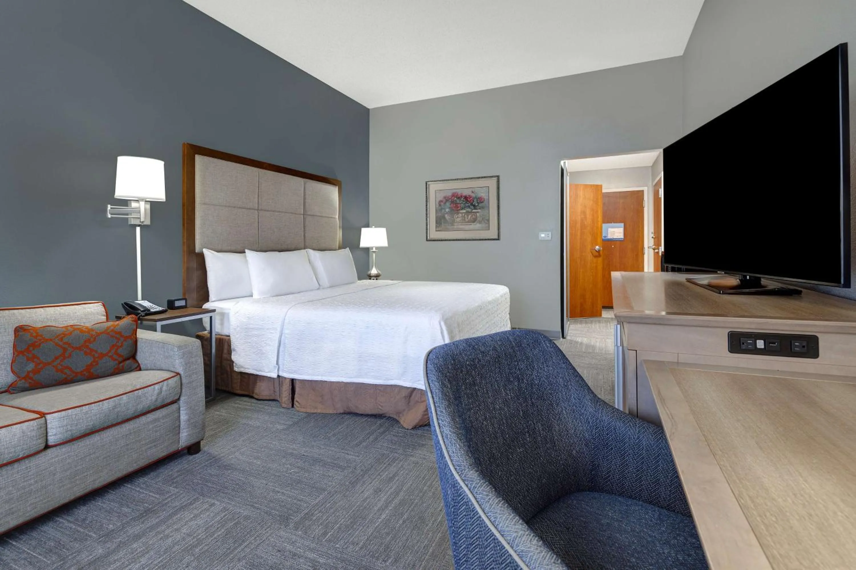 Bed in Hampton Inn Victoria