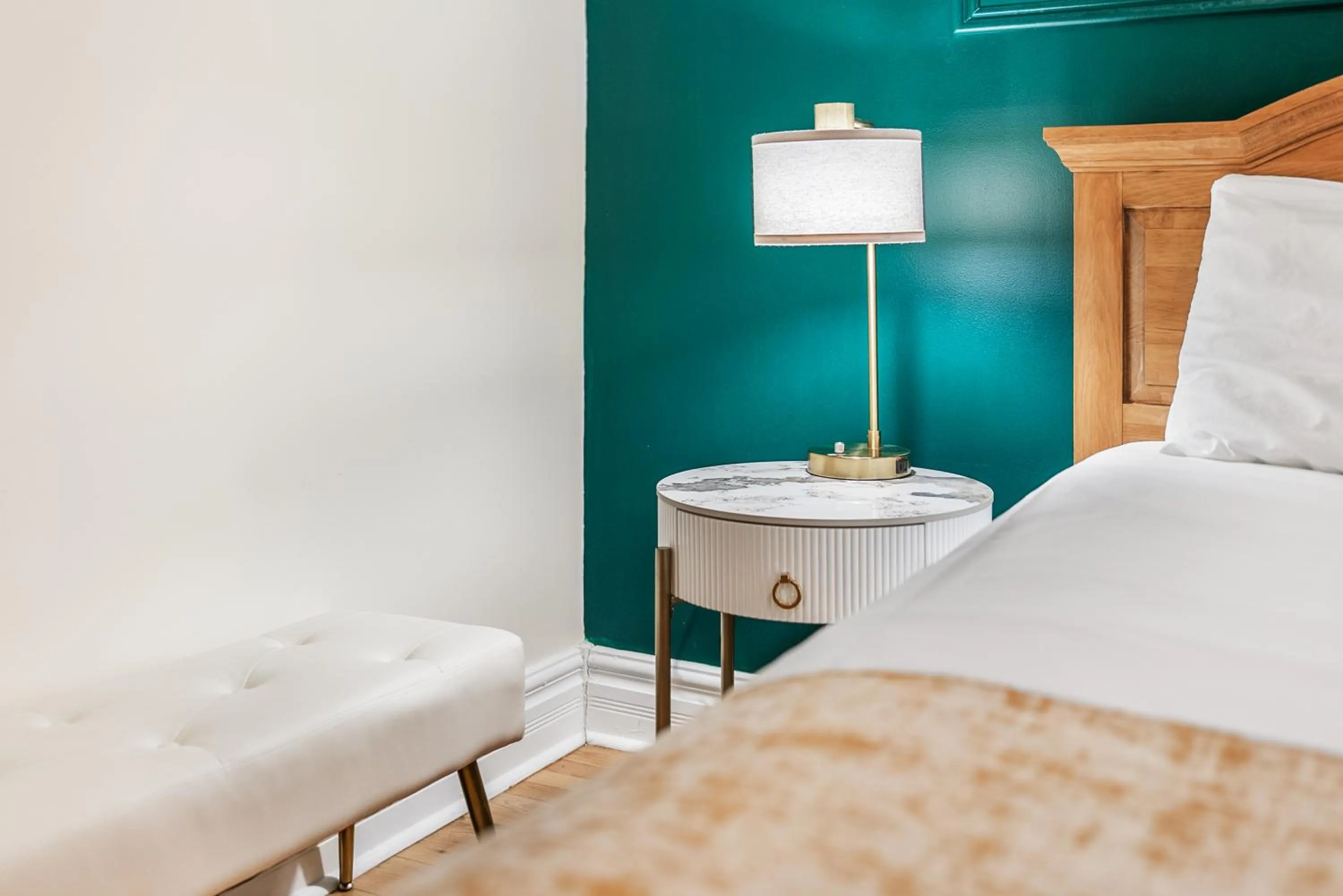 Bedroom, Bed in Hotel Charles-Alexandre - Par Aneyro