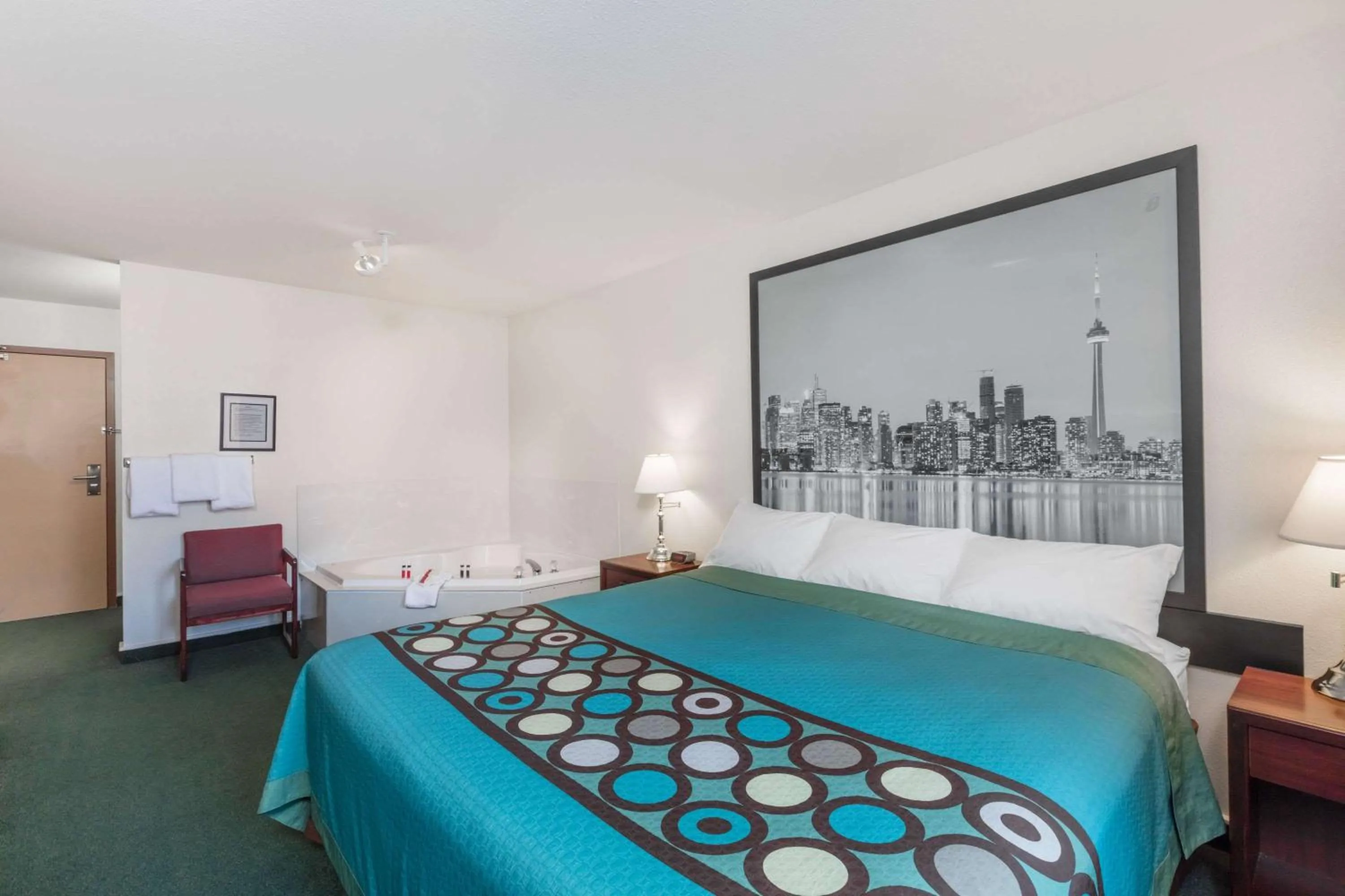 Photo of the whole room, Bed in Super 8 by Wyndham Moose Jaw SK