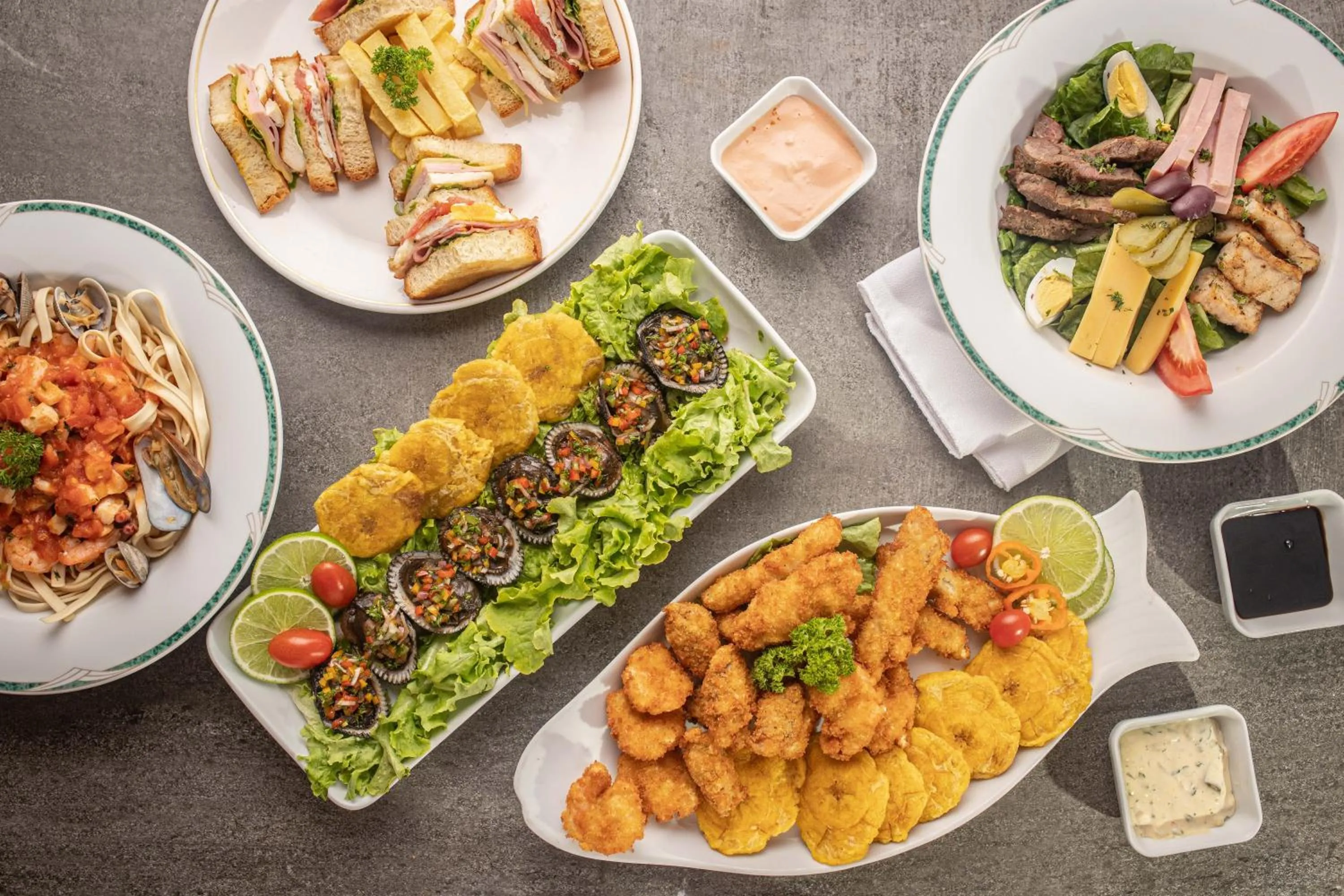 Restaurant/places to eat in Hotel Colon Salinas