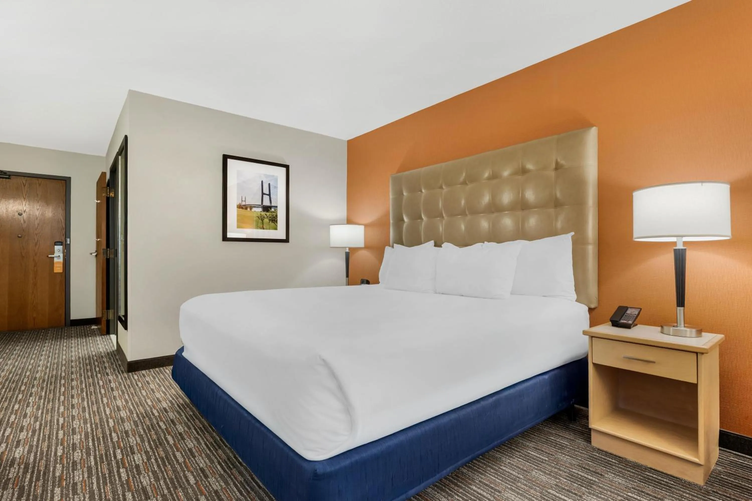 Bedroom, Bed in Pear Tree Inn Cape Girardeau West