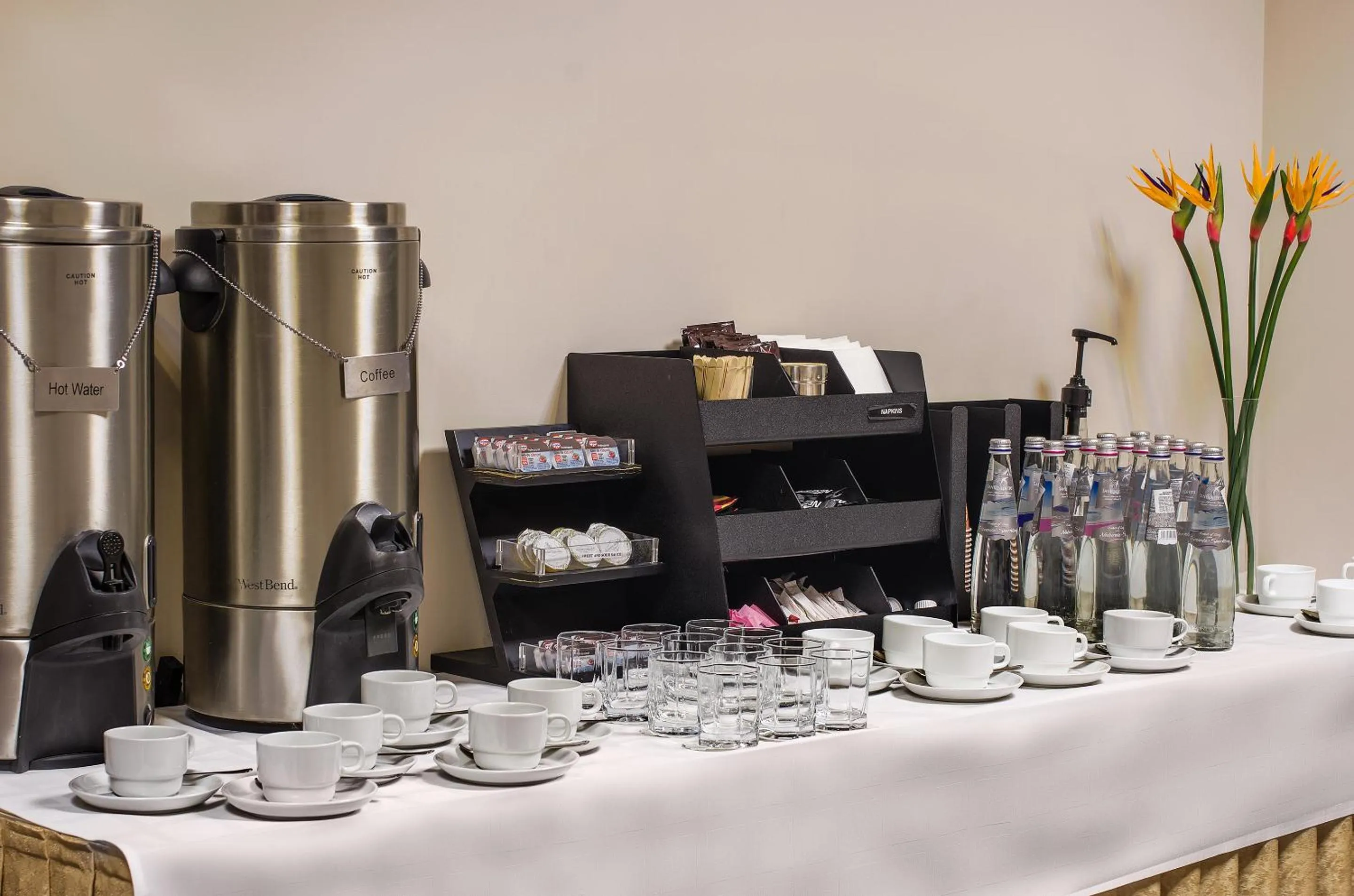 Food and drinks in Flowers Hotel