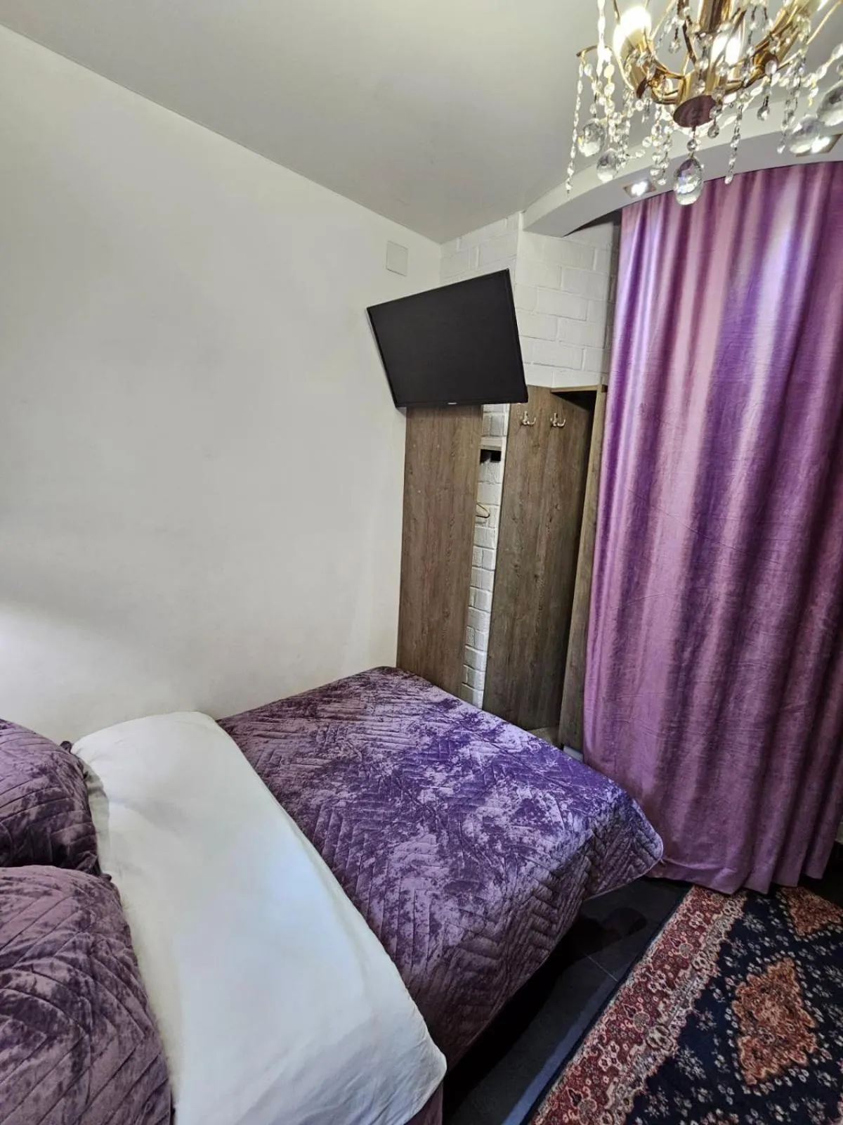 Bed in Bella Donna Hotel