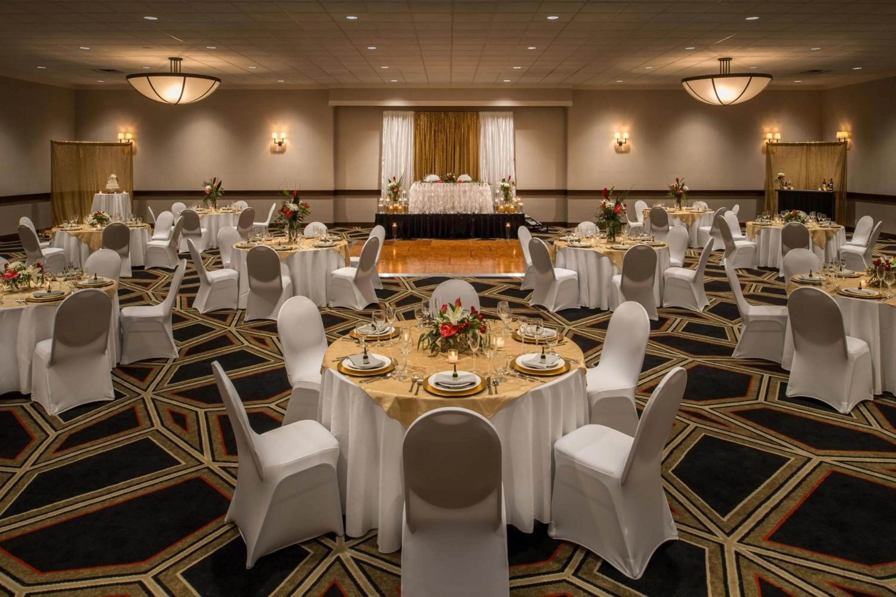 Lobby or reception in Four Points by Sheraton Bellingham Hotel & Conference Center