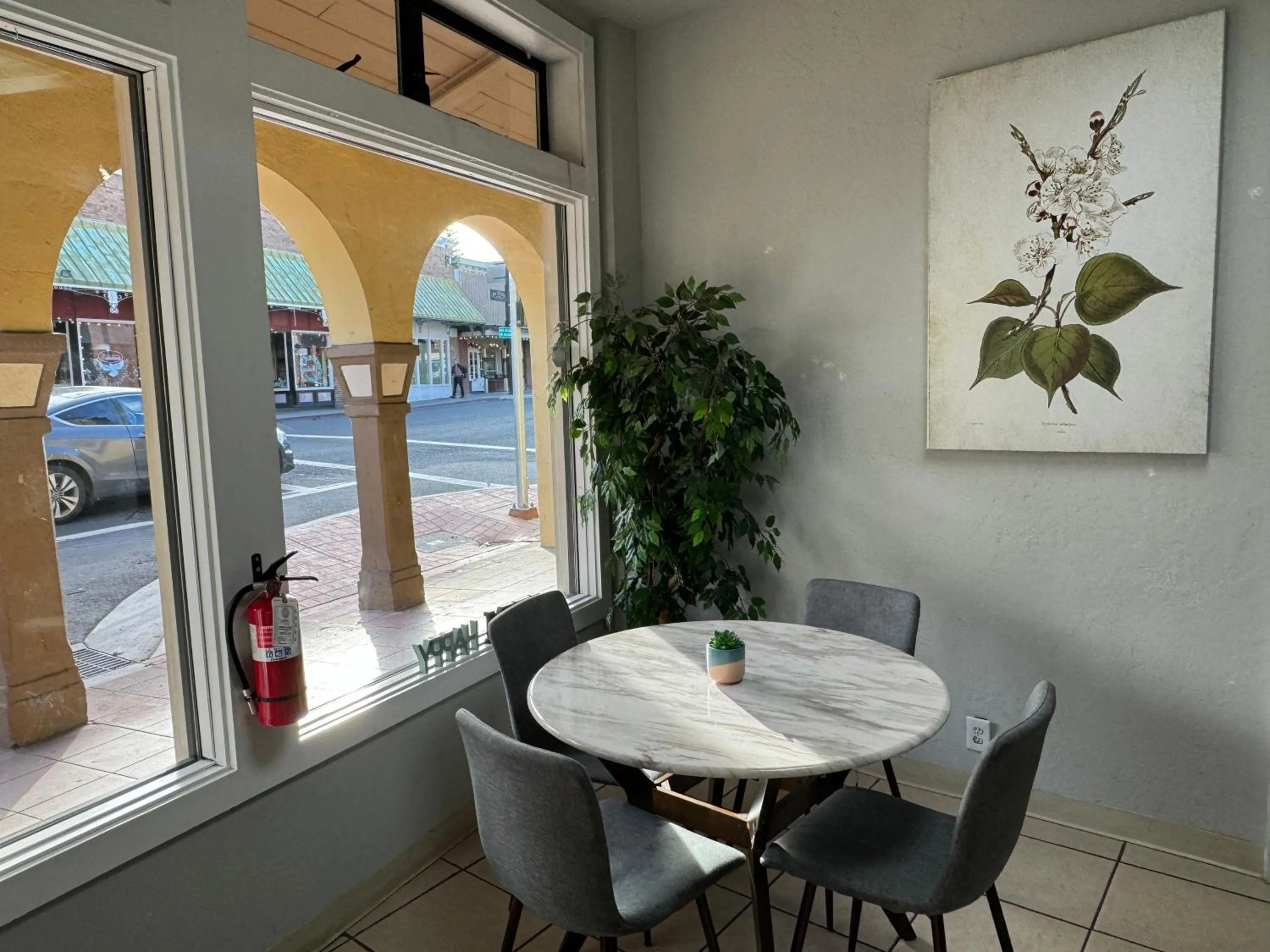 Breakfast in Historic Sonora Inn