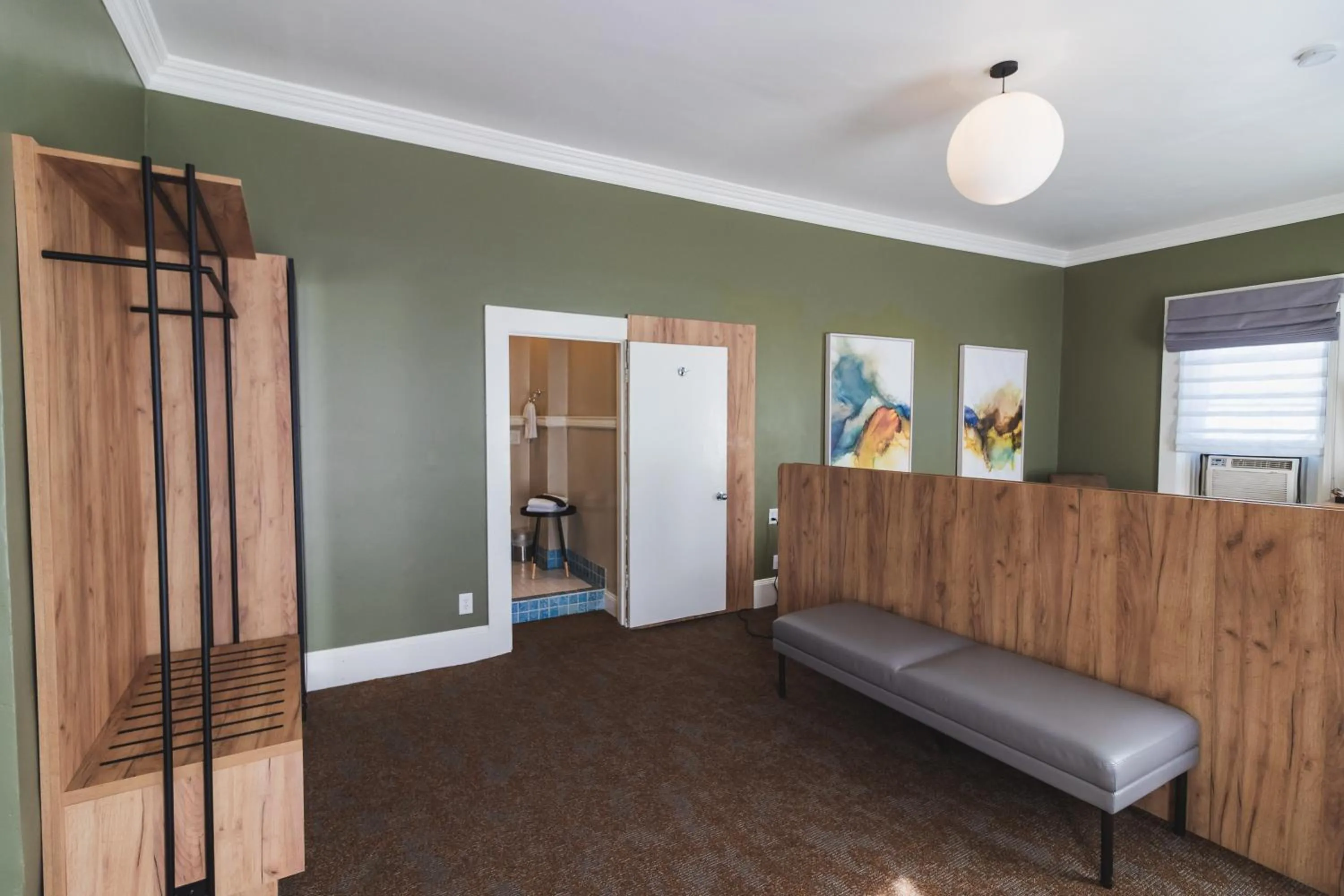 Area and facilities in Historic Sonora Inn