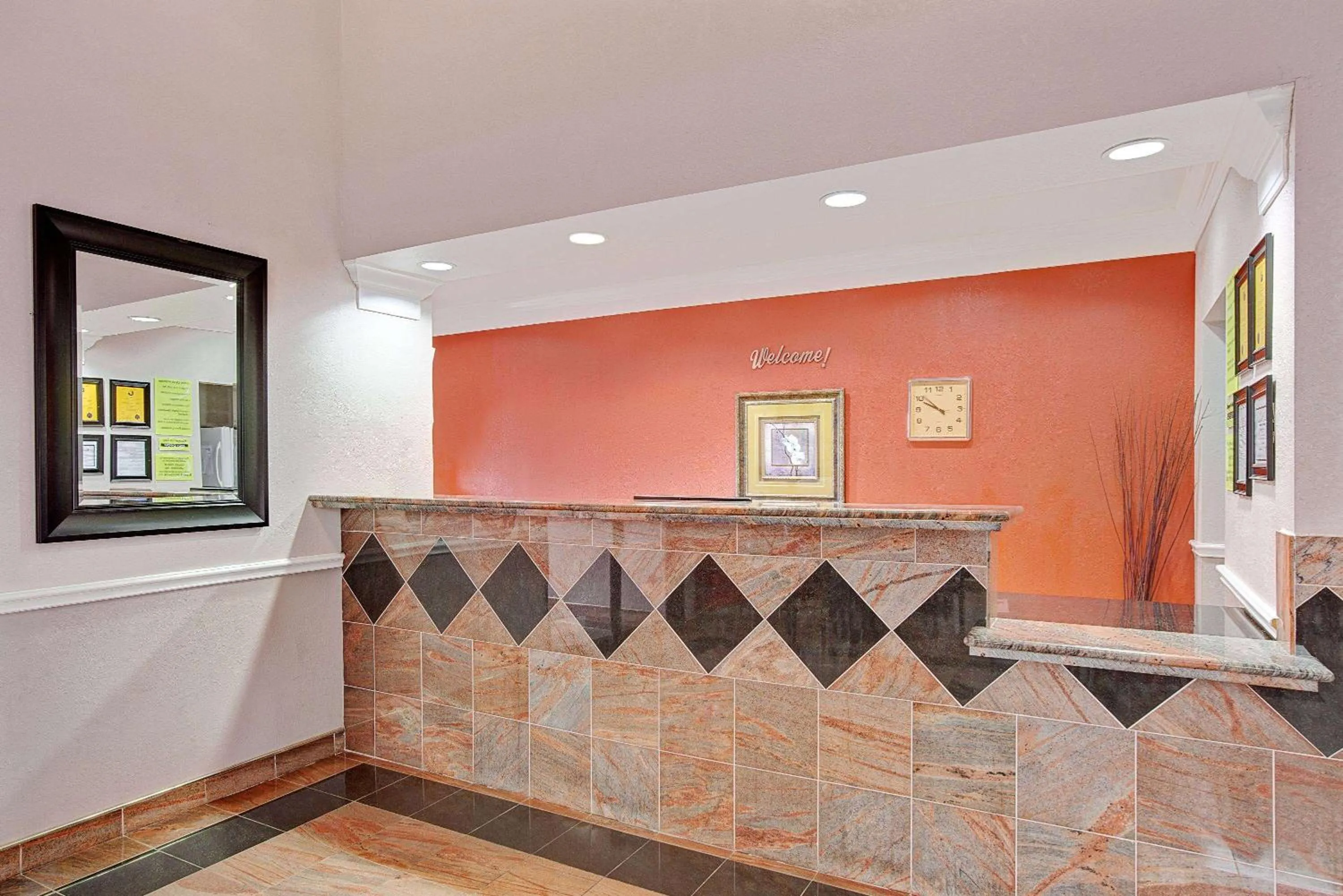 Lobby or reception in Super 8 by Wyndham Galveston