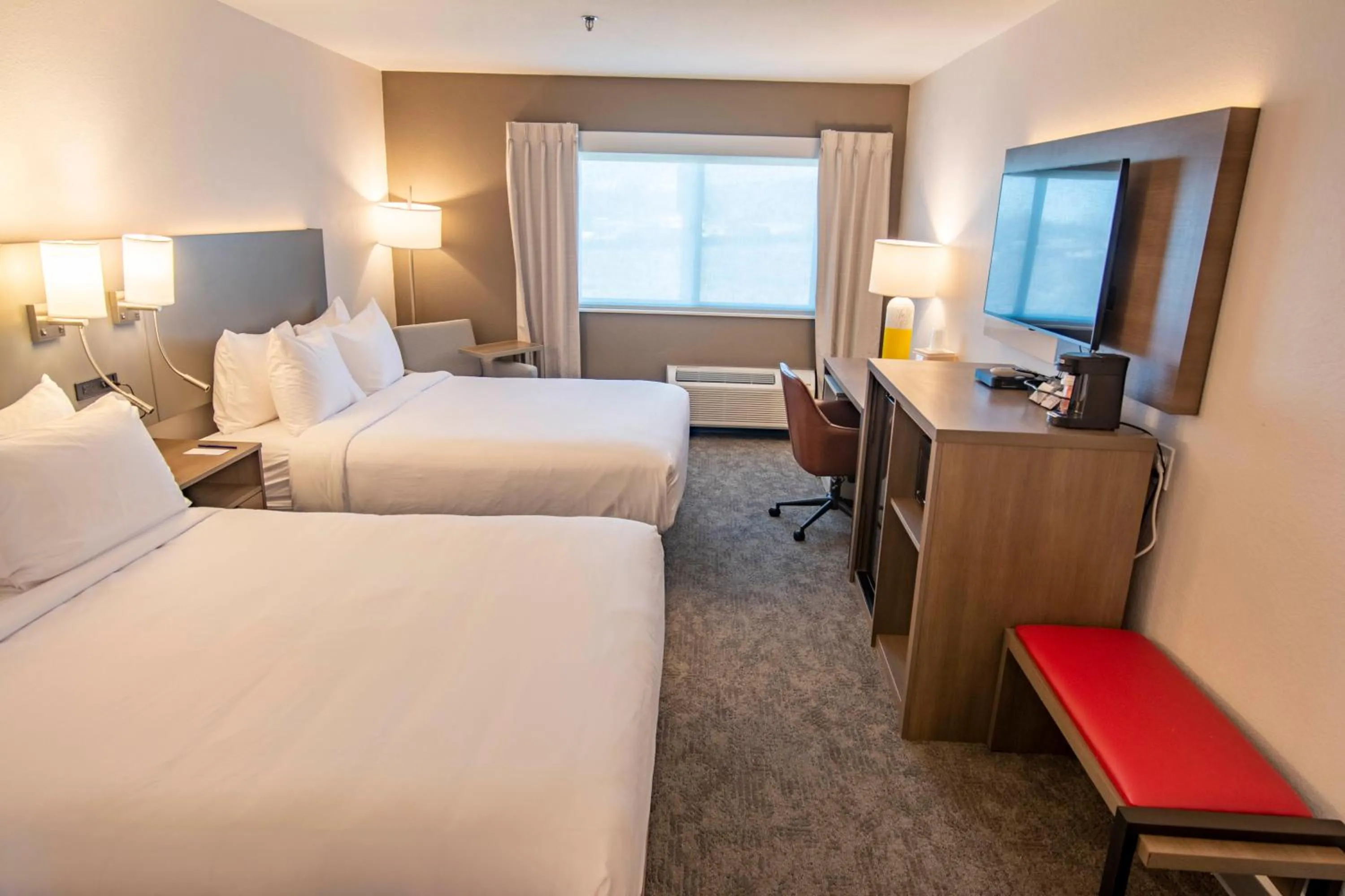 Bed in Comfort Inn Battle Mountain - Midway Between Elko and Winnemucca