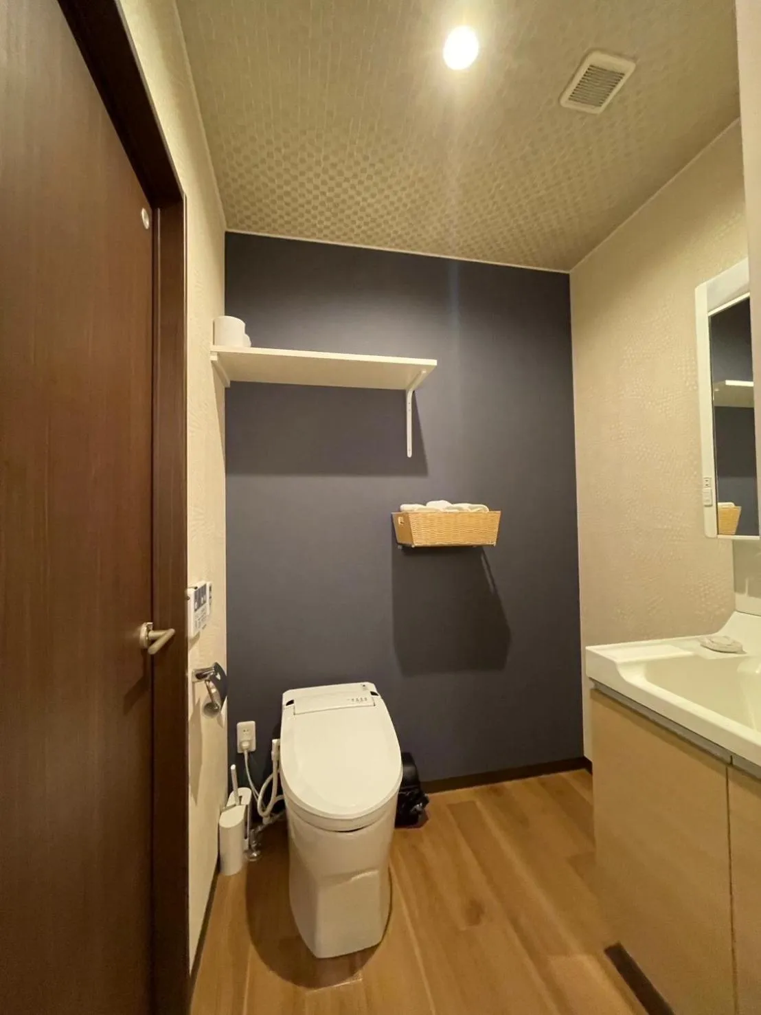 Toilet in Guest House Goettingen