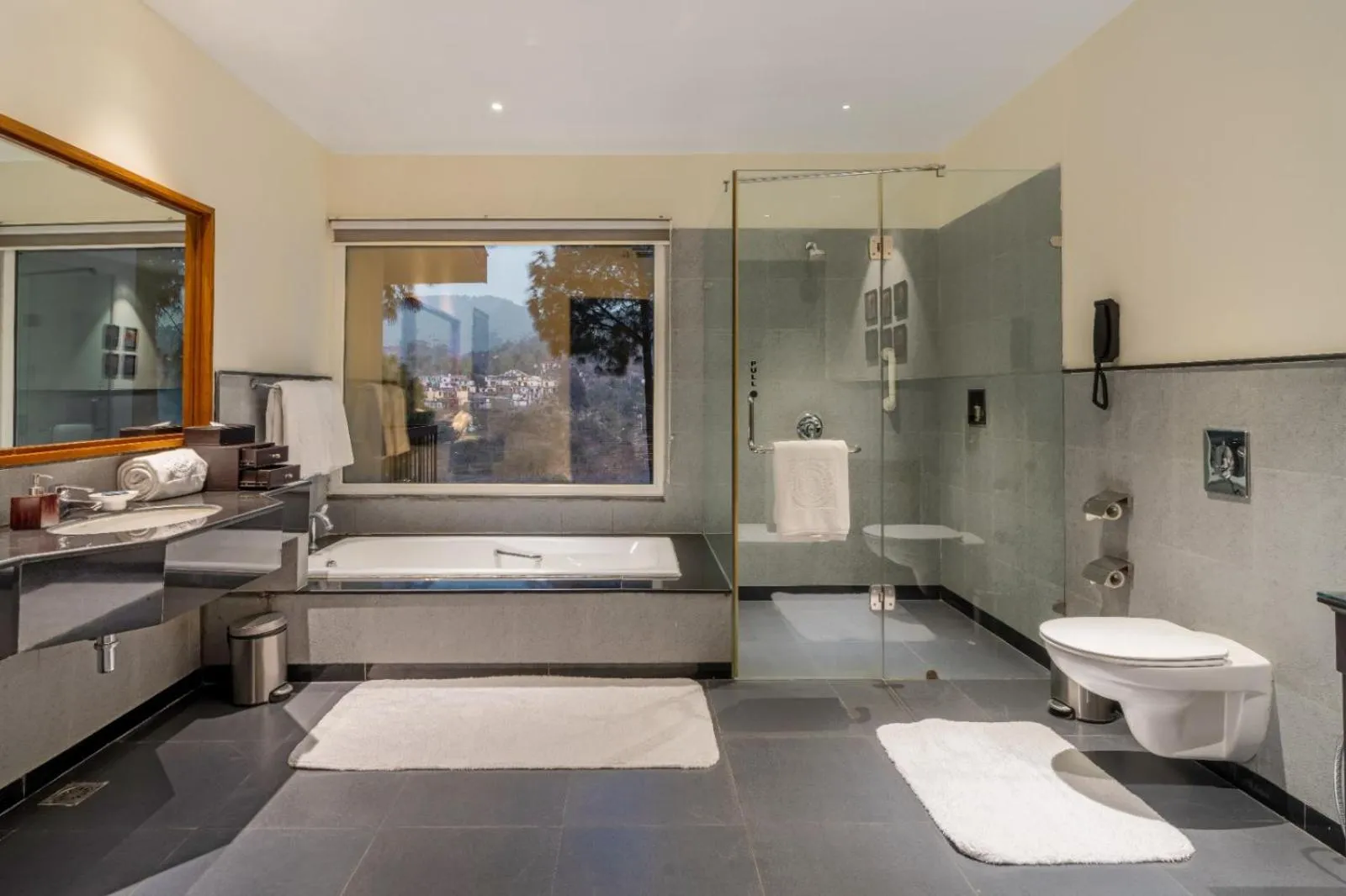 Bathroom in Moksha Himalaya Spa Resort