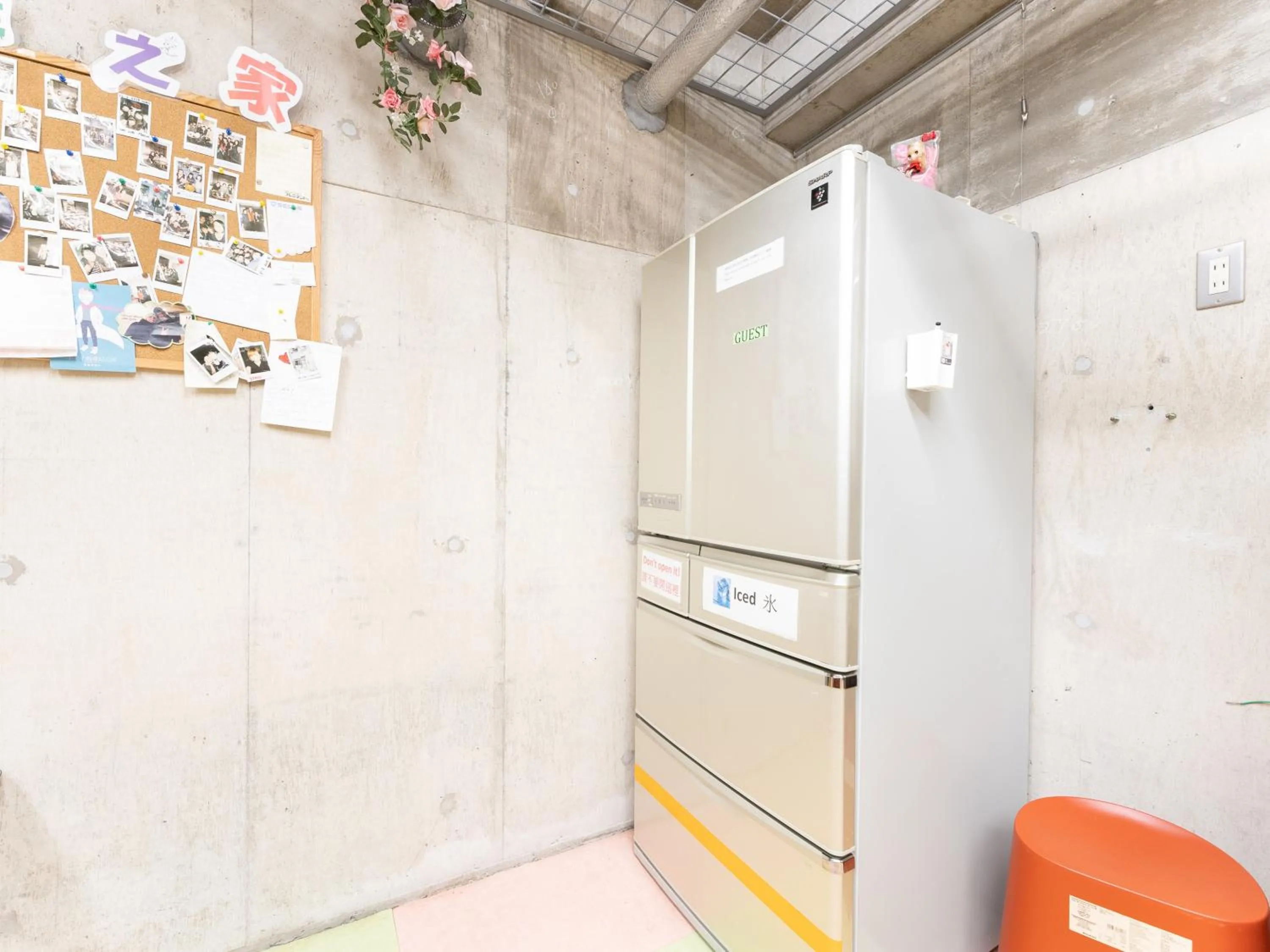 Kitchen or kitchenette in Chang Tee Hotel Ikebukuro