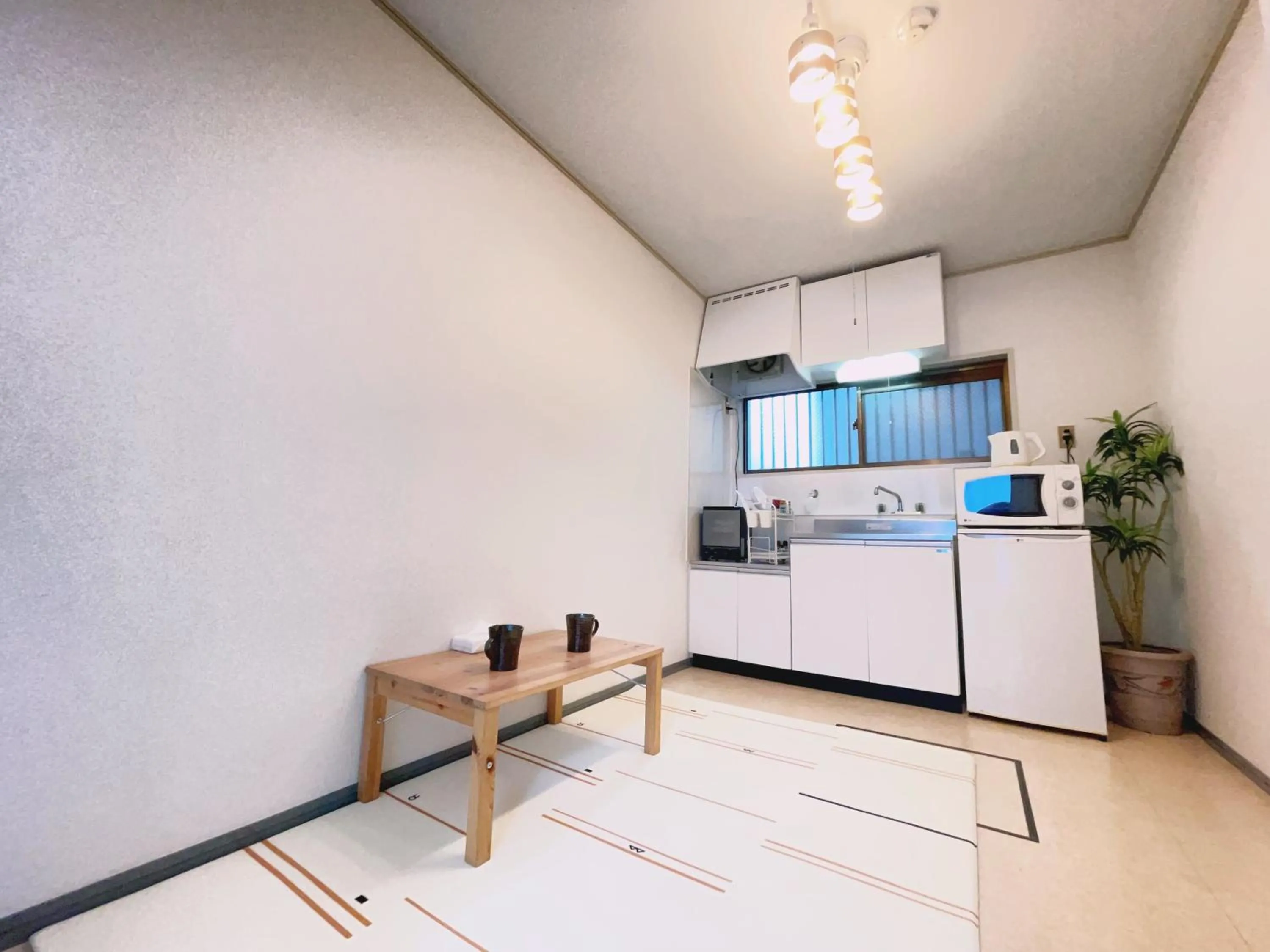 Dining area in Chang Tee Hotel Ikebukuro