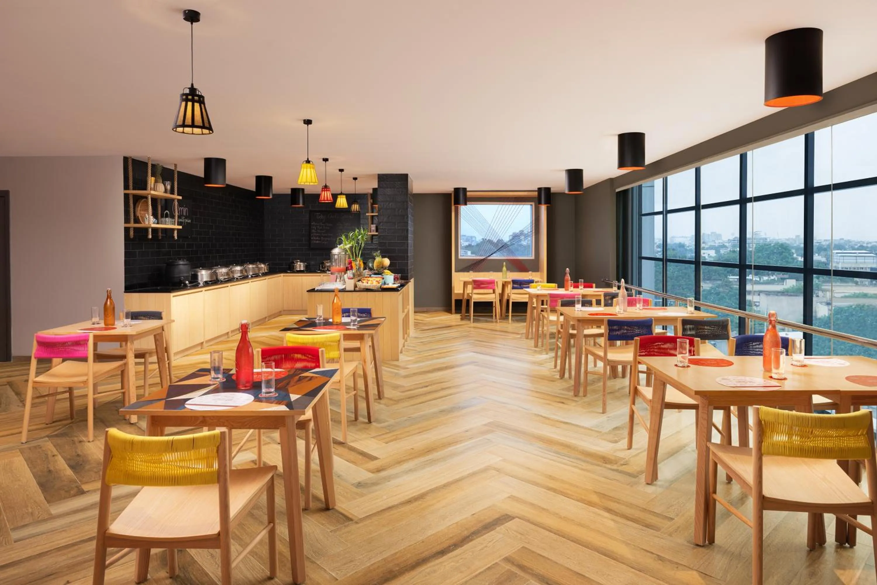 Restaurant/places to eat in Ginger Indore