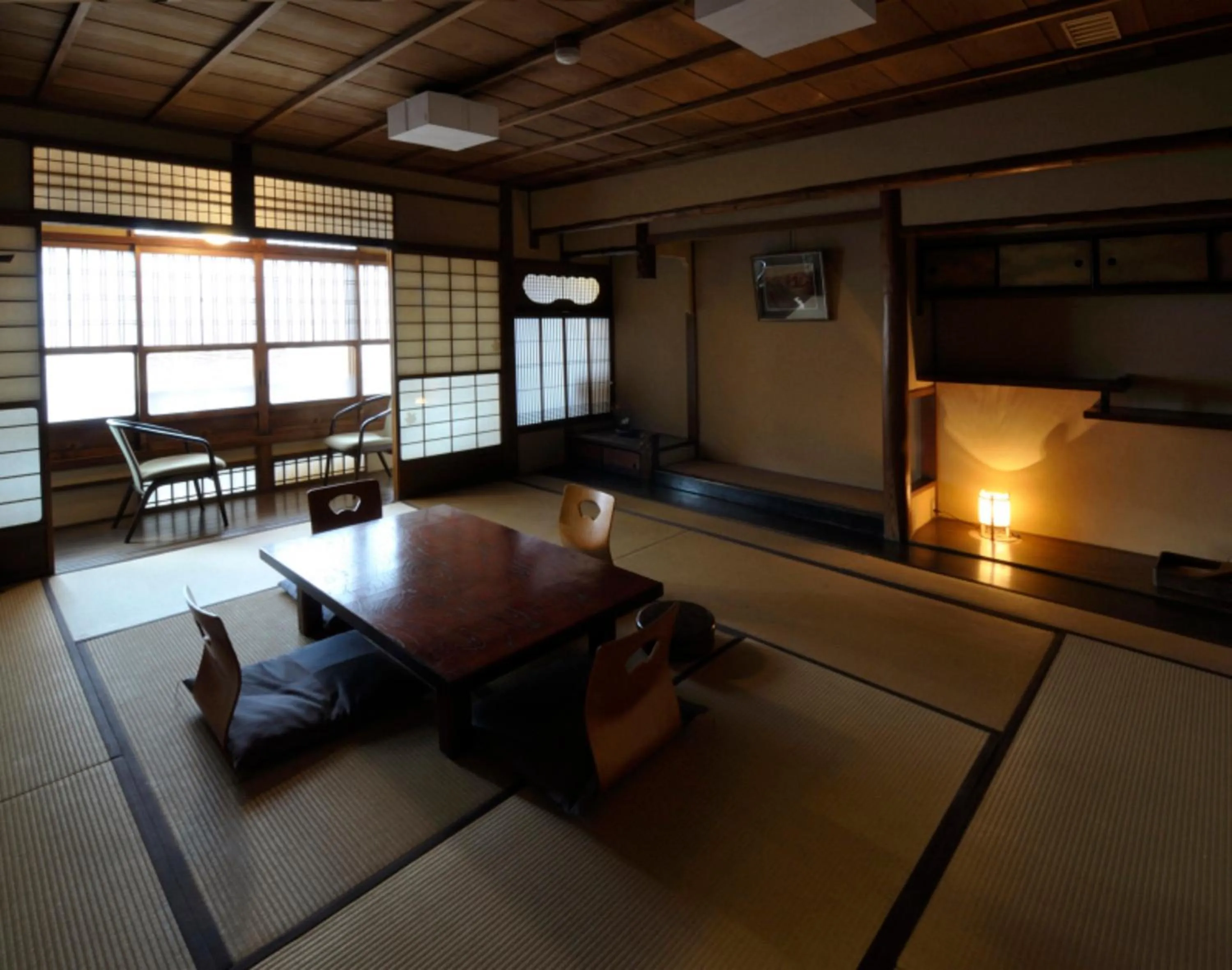 Photo of the whole room in IZUYASU Traditional Kyoto Inn serving Kyoto cuisine