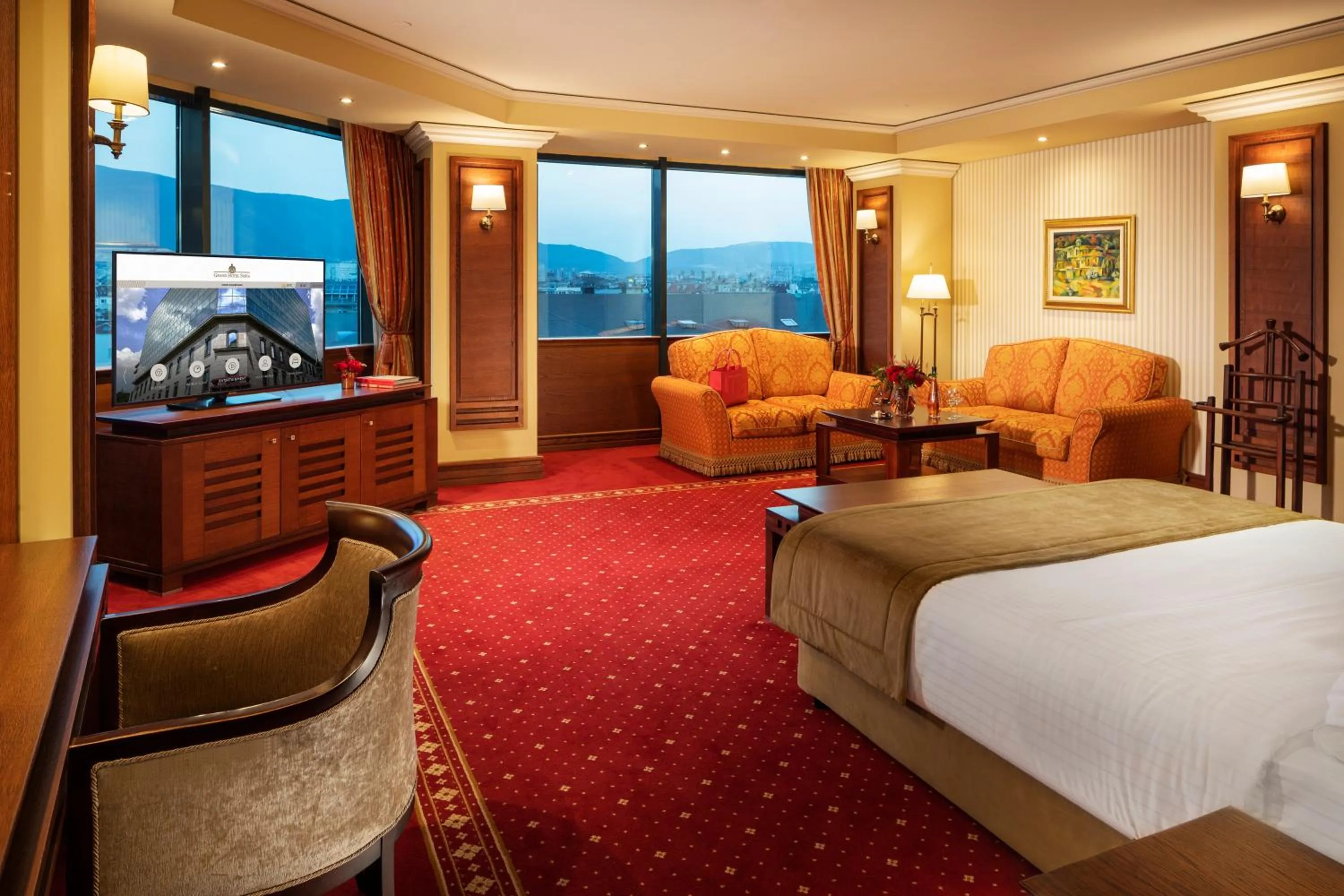 Photo of the whole room, Bed in Grand Hotel Sofia