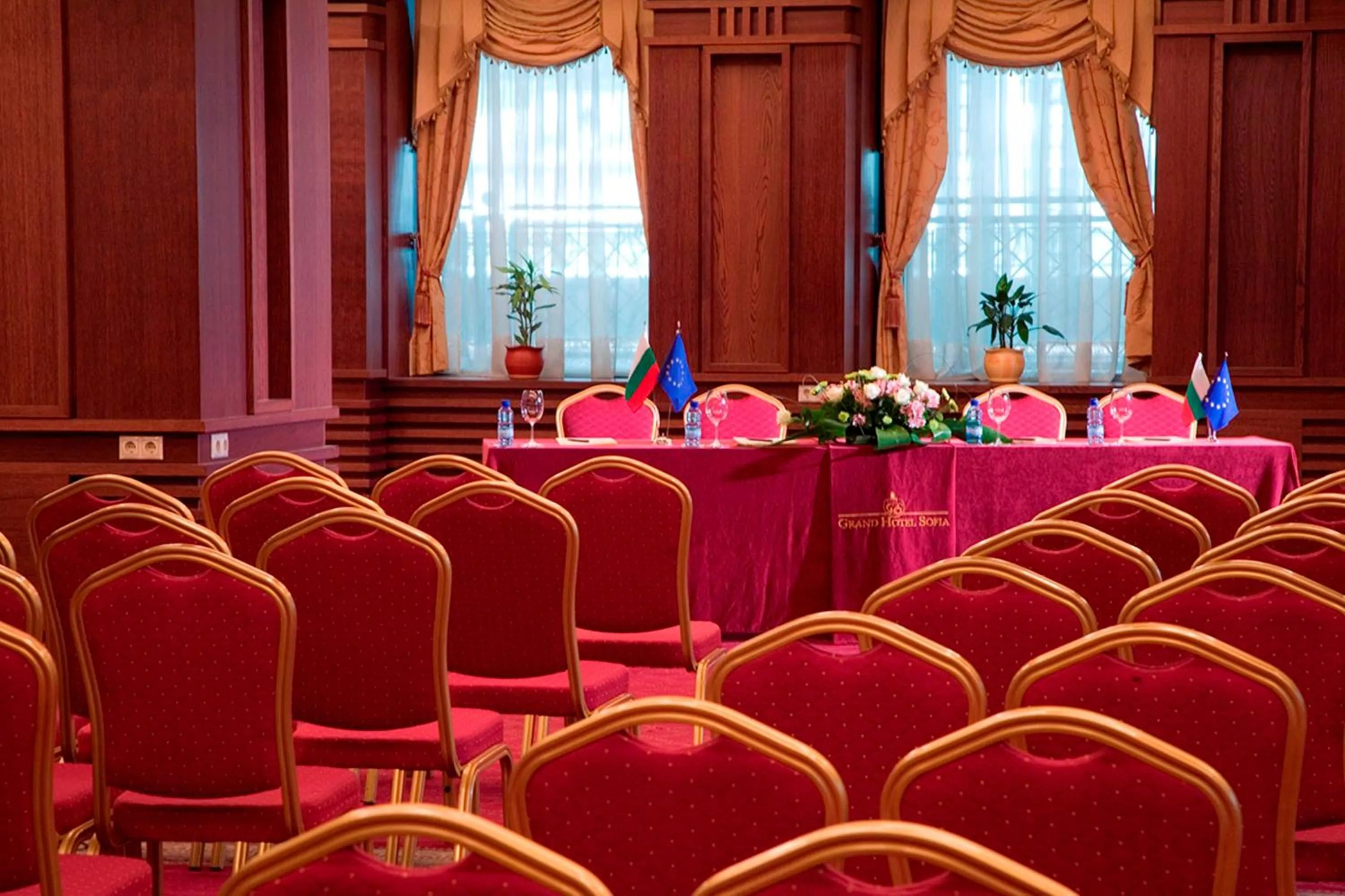 Business facilities in Grand Hotel Sofia