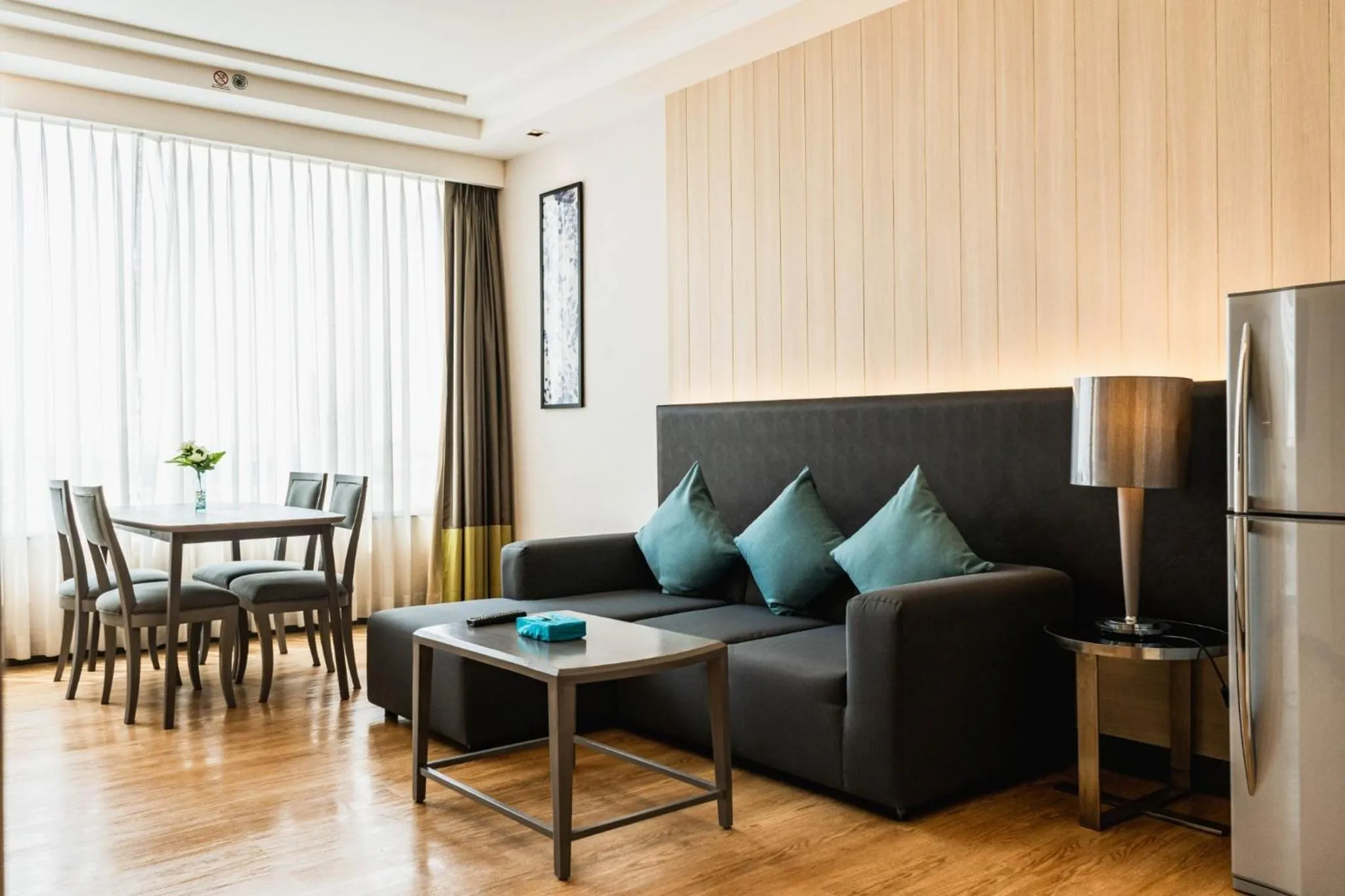 Living room in Jasmine Resort Bangkok