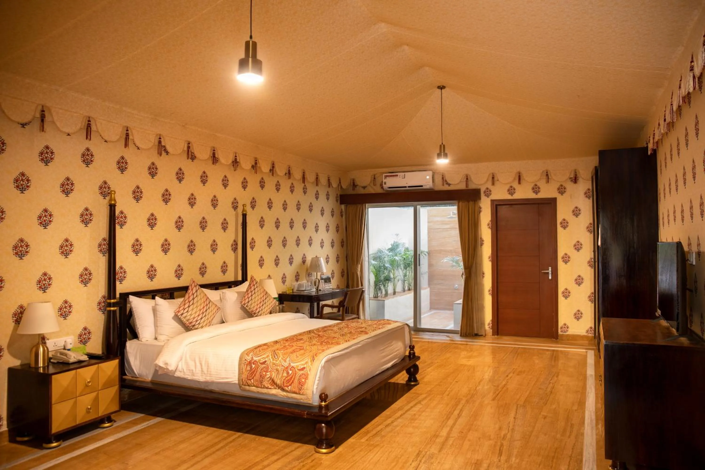Photo of the whole room, Bed in Ananta Spa & Resort, Pushkar