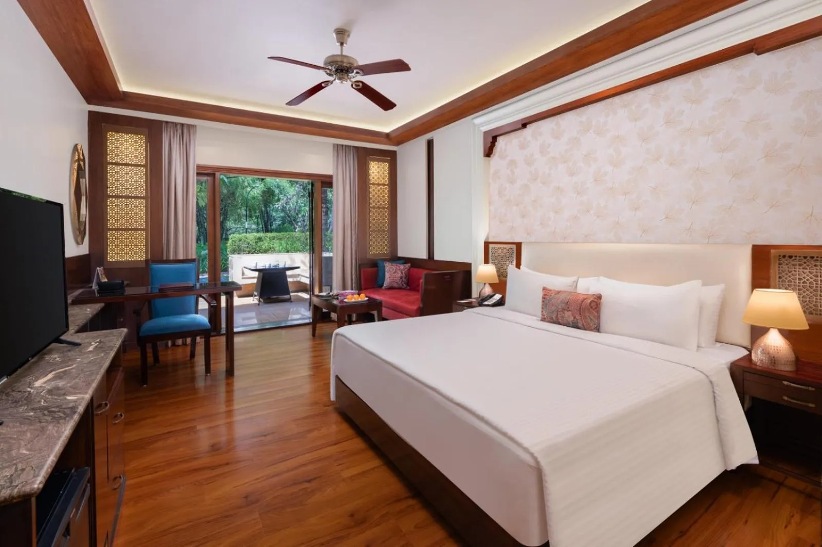 Bed in Ananta Spa & Resort, Pushkar