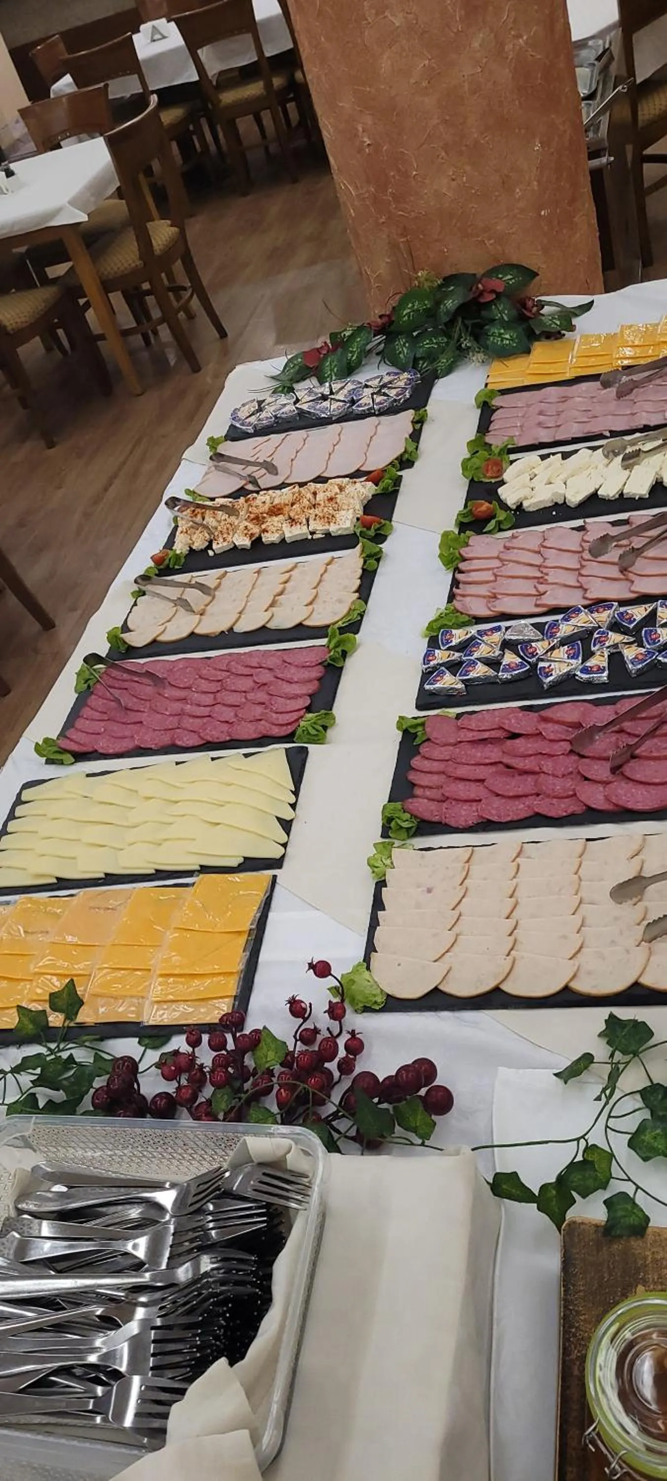 Restaurant/places to eat in Sveta Sofia Hotel