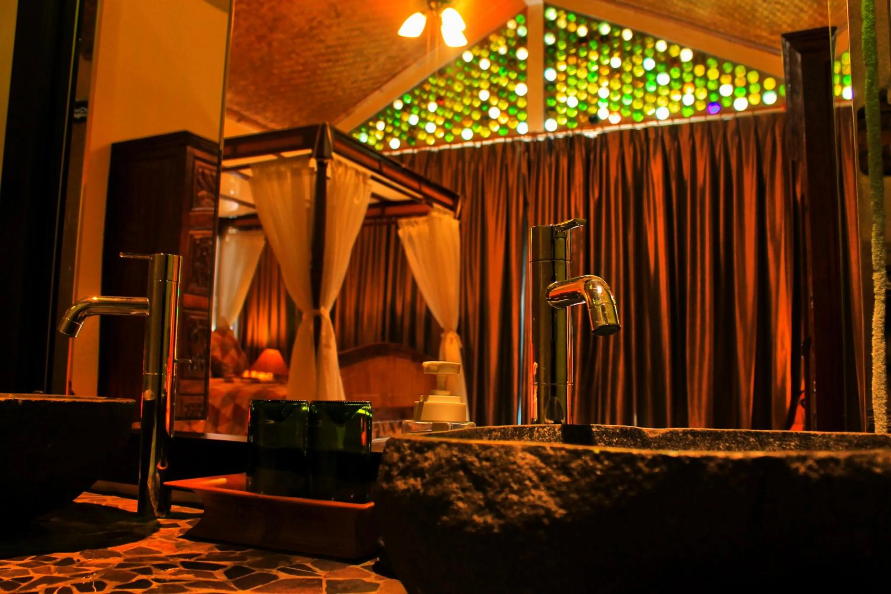 Bathroom in Tempat Senang Spa Resort & Restaurant