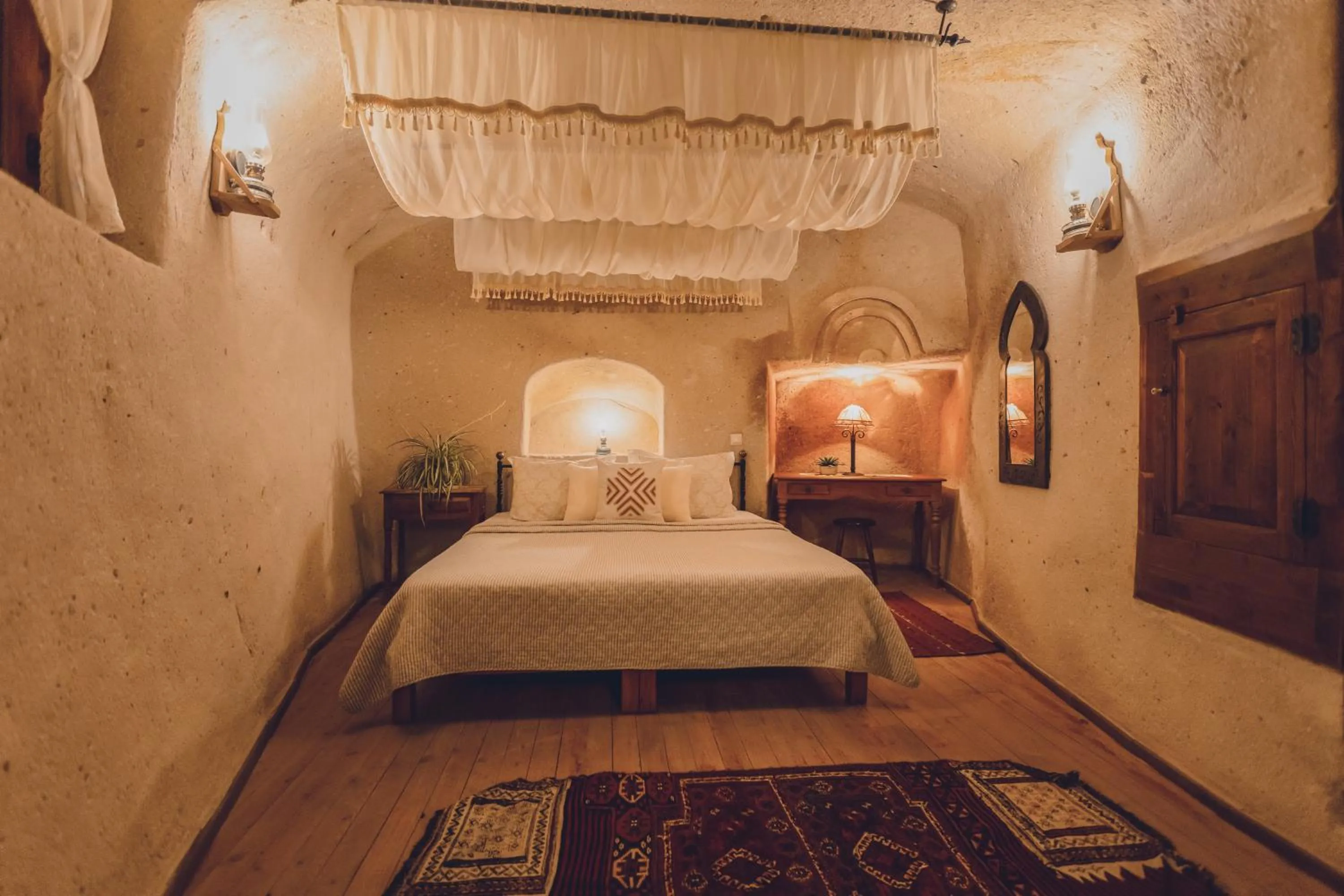 Photo of the whole room, Bed in Kale Konak Cappadocia