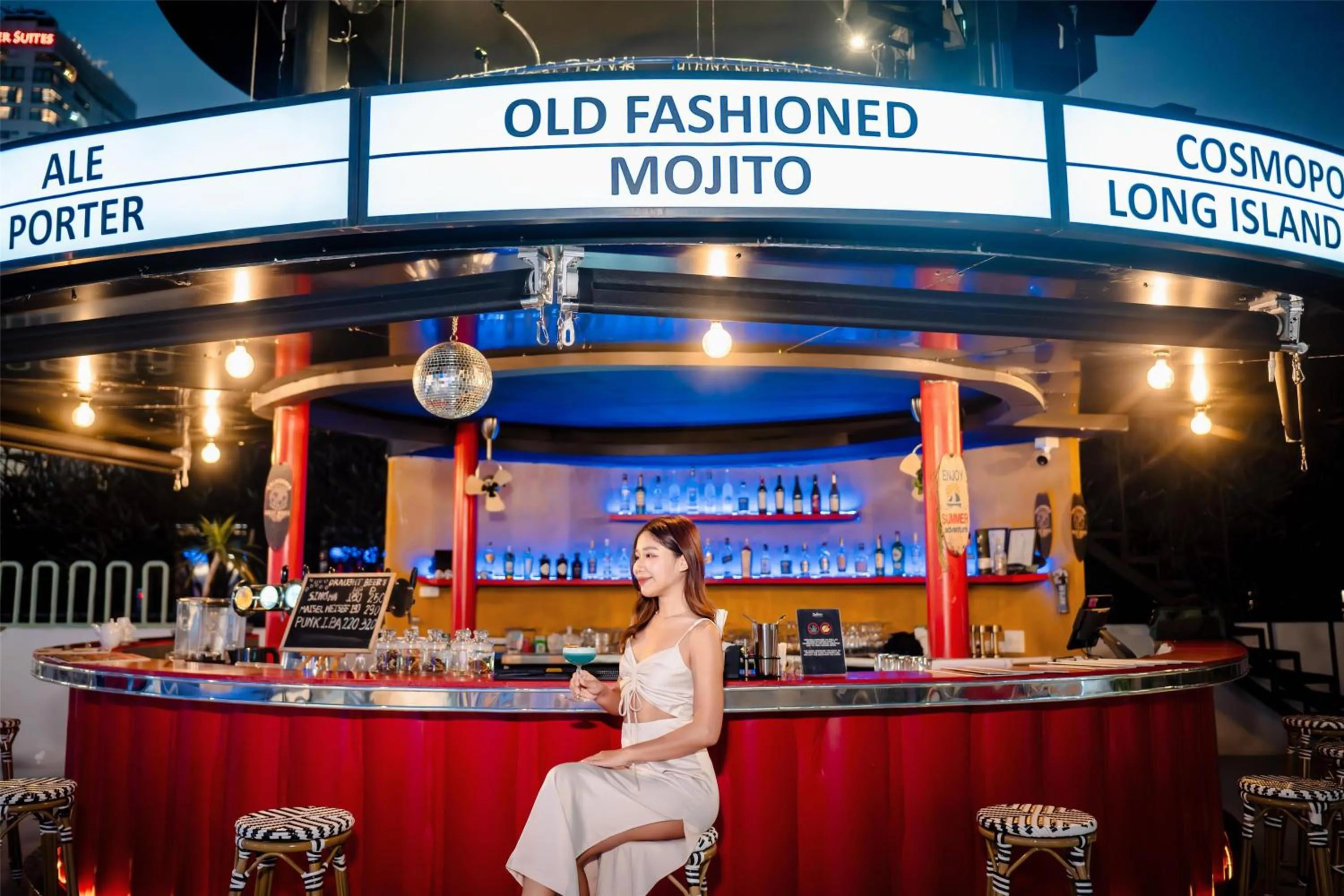 Balcony/Terrace in Radisson Suites Bangkok Sukhumvit