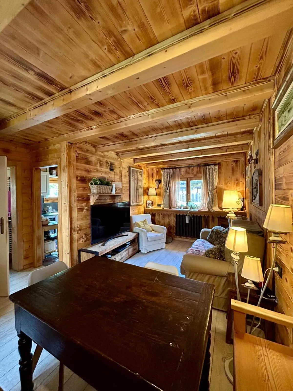 Living room, Bed in Hotel Letterario Locanda Collomb