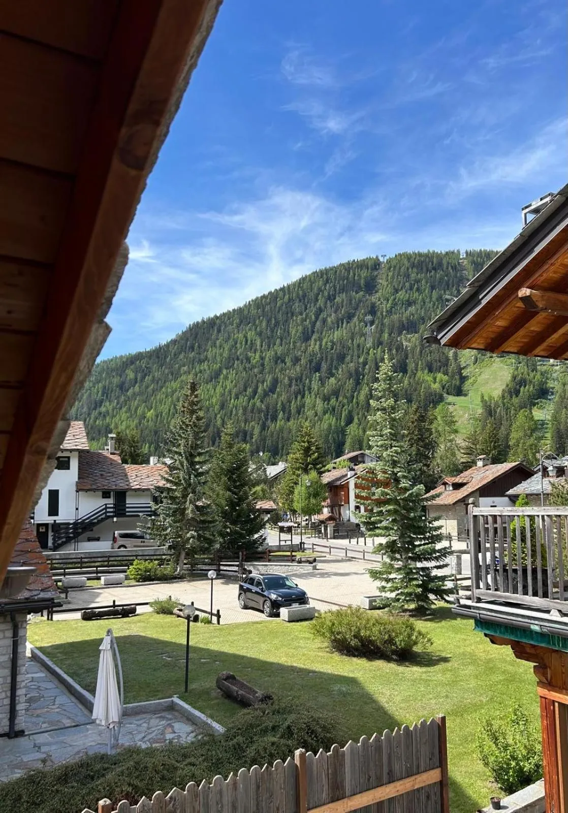 Mountain view in Hotel Letterario Locanda Collomb