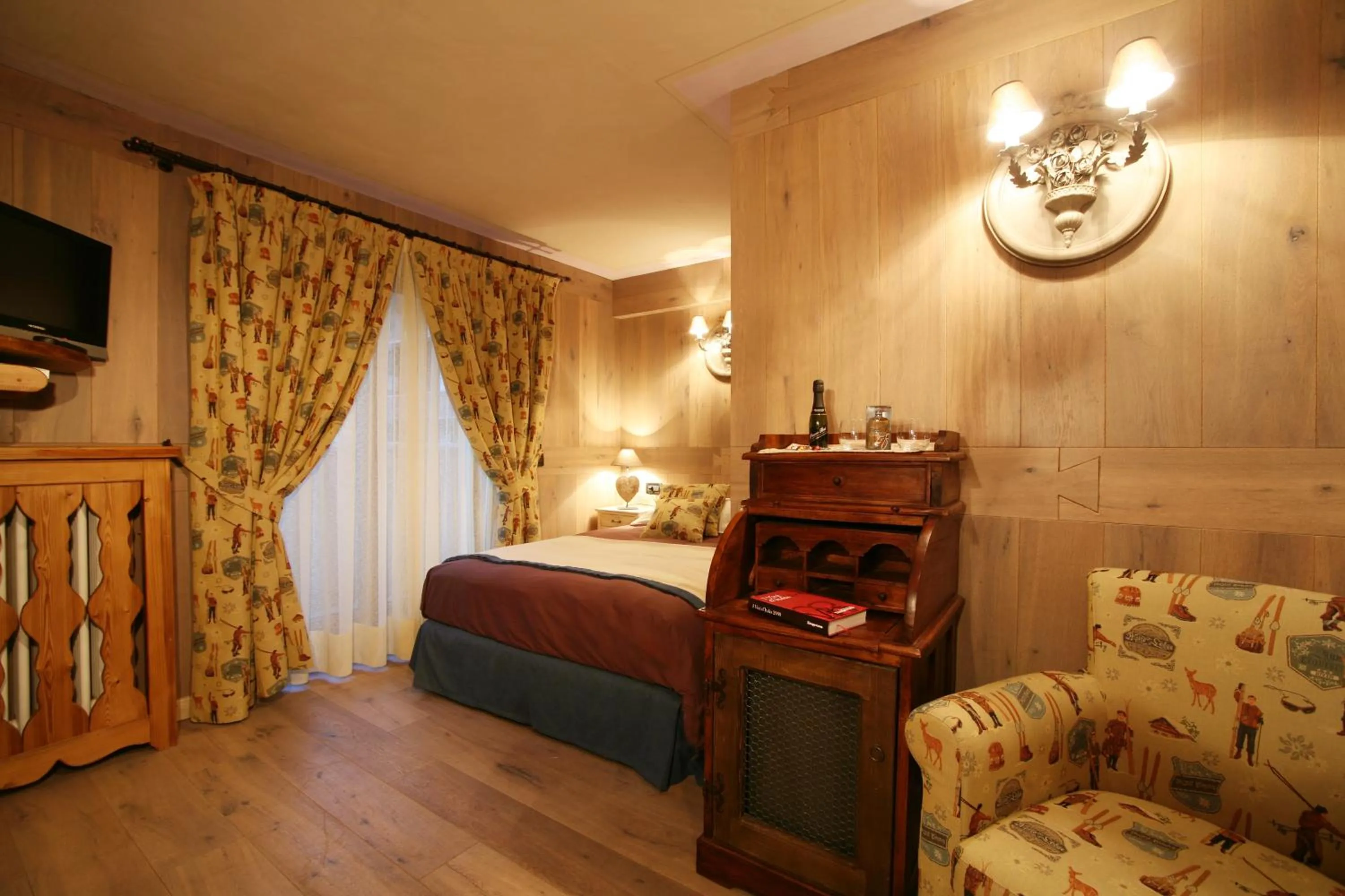 Photo of the whole room, Bed in Hotel Letterario Locanda Collomb