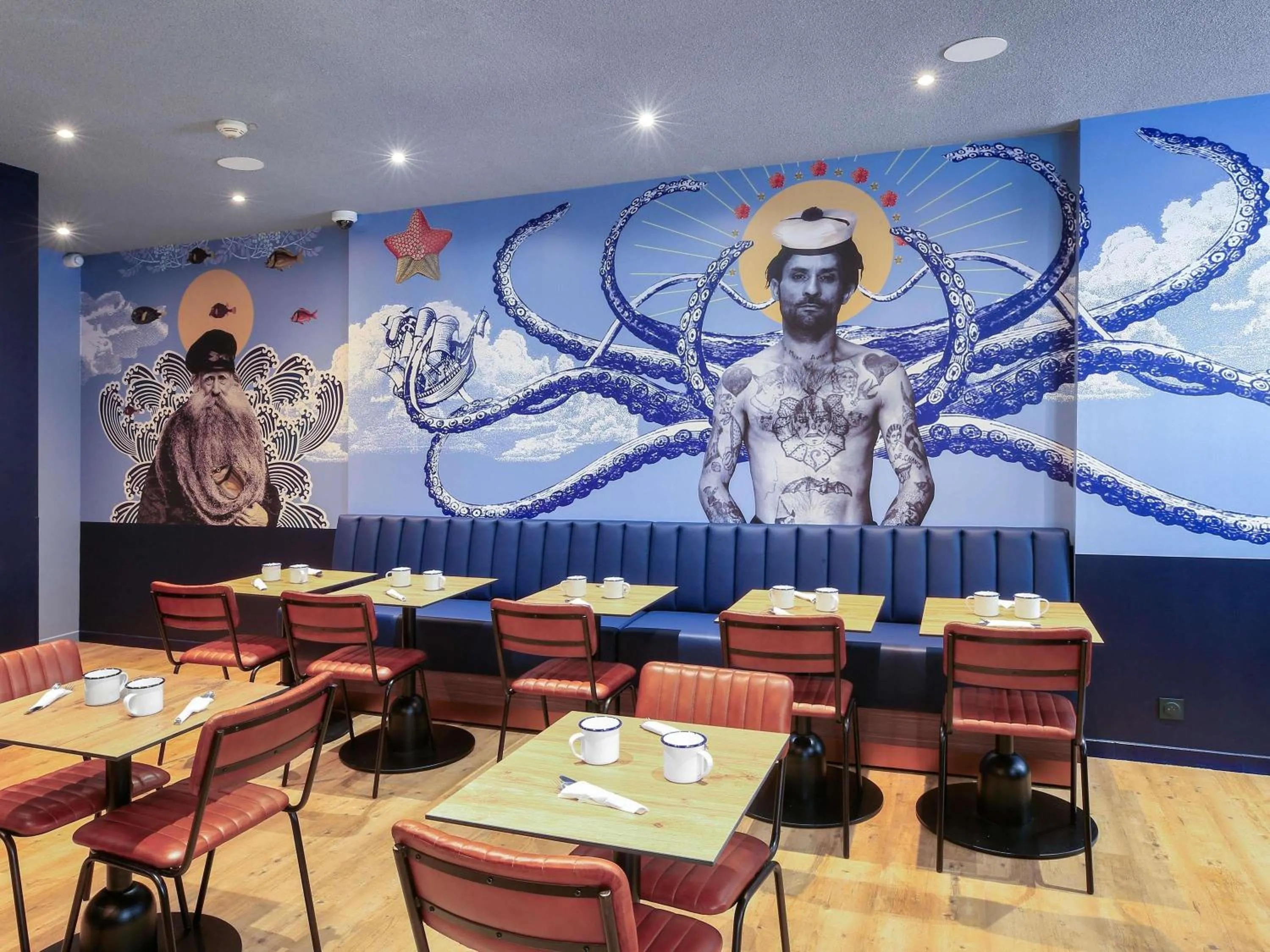 Breakfast in ibis Styles Saint Malo Centre Historique